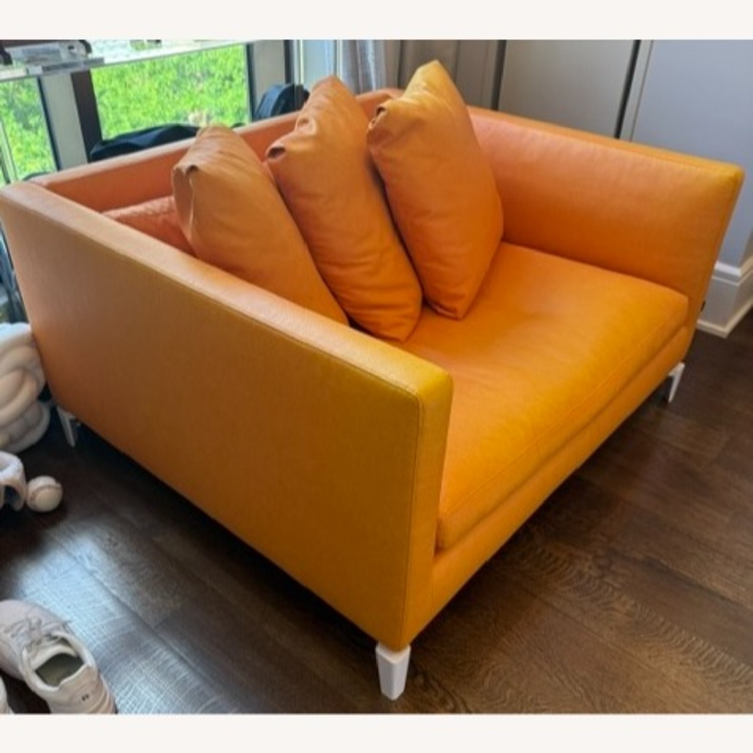 Minotti Orange Leather Andersen Lovechair - image-4