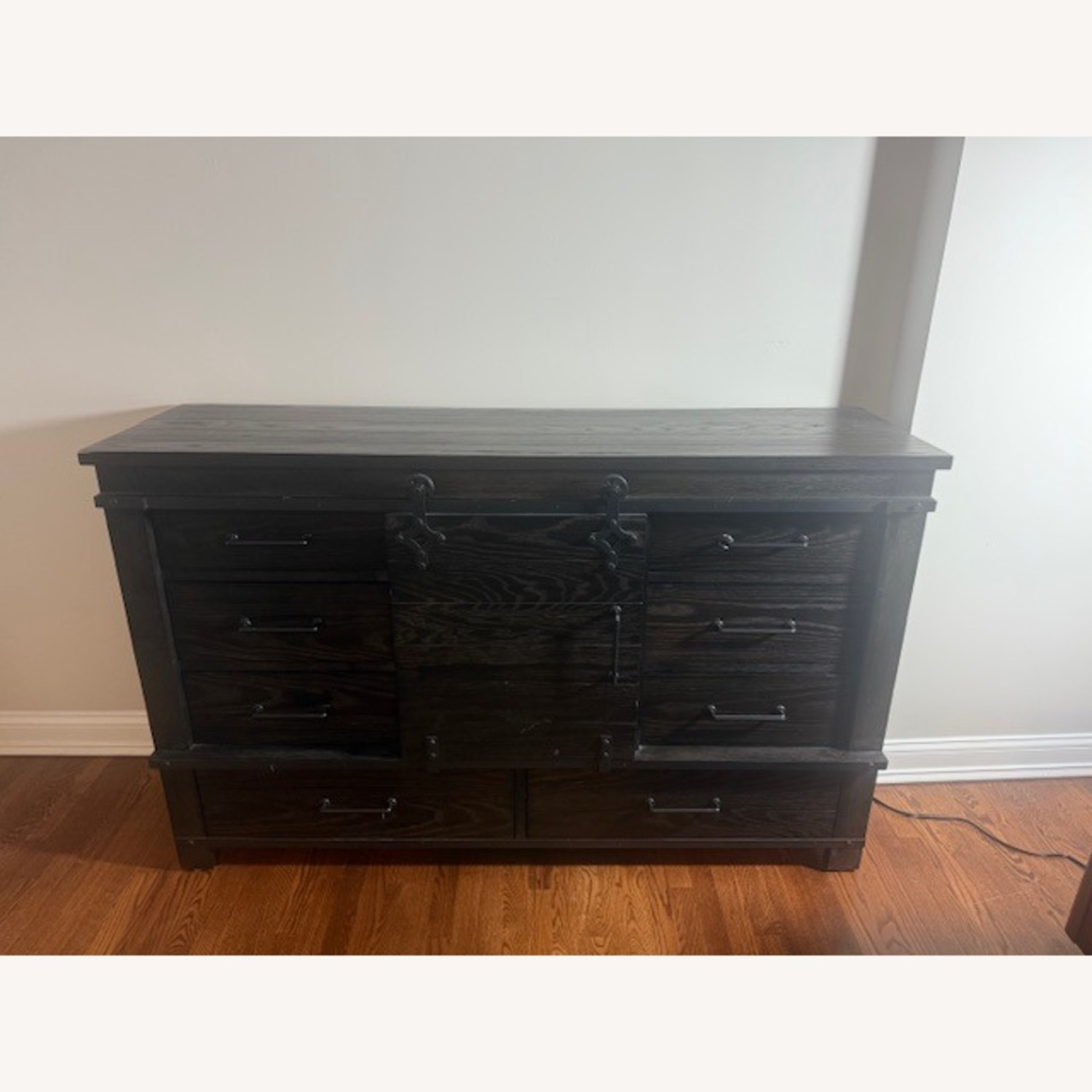 Modern 8 Drawer Dresser - image-1