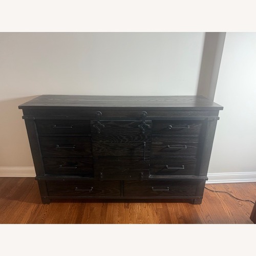 Used Modern 8 Drawer Dresser   for sale on AptDeco