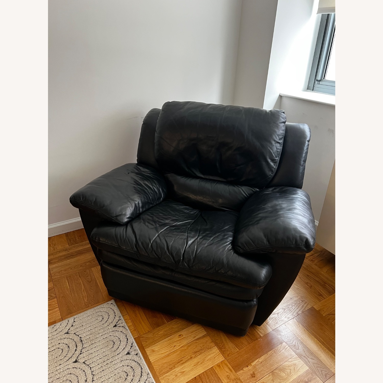 Black Leather 2 Piece Sectional - image-5