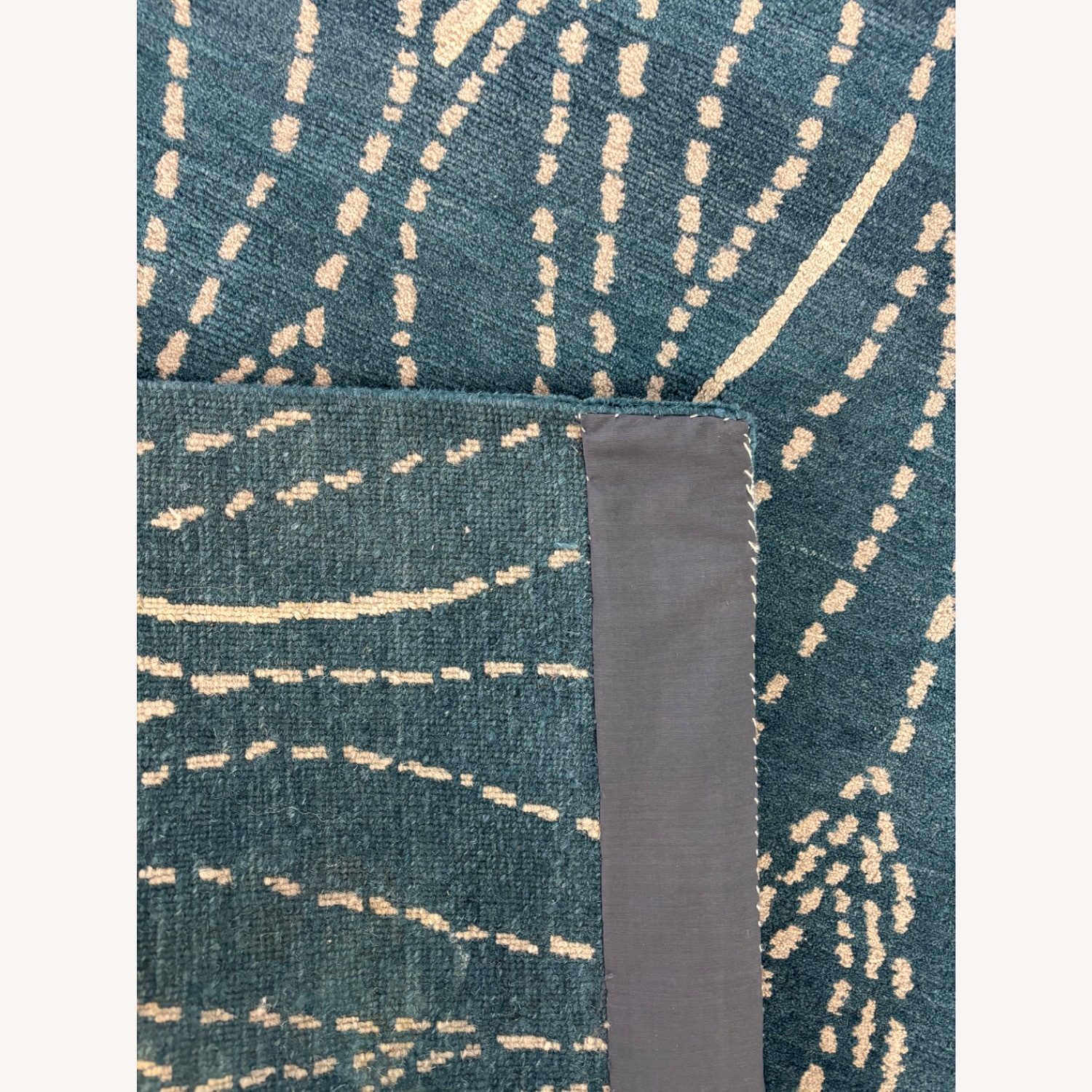 Contemporary Blue Wool Area Rug 8' x 10' - image-6