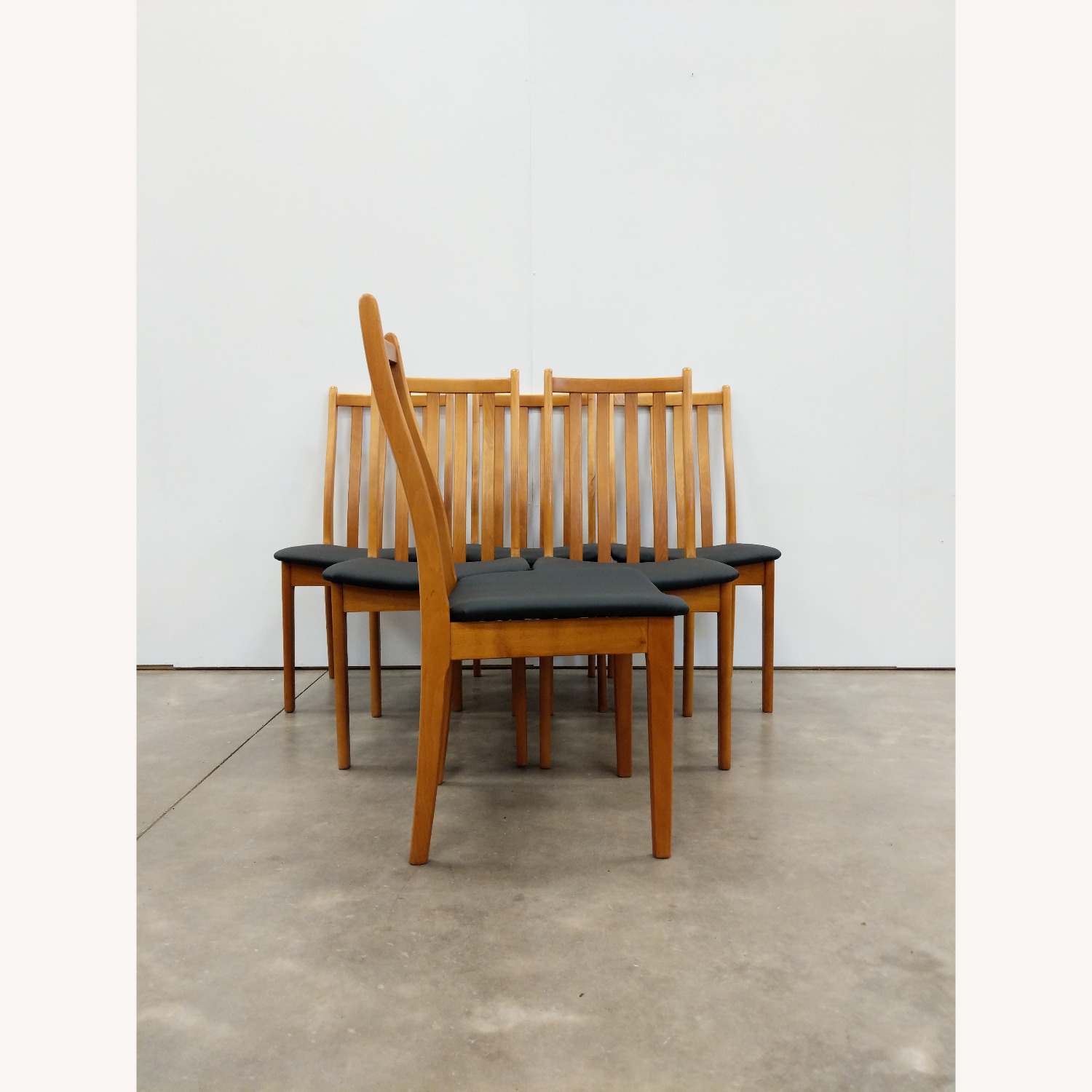 Set of 6 Vintage Mid Century Modern Dining Chairs - image-4