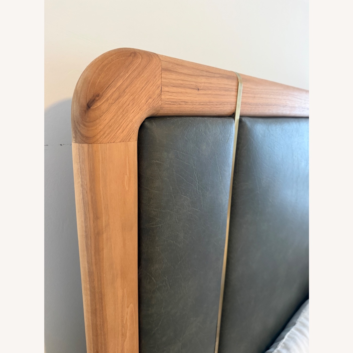 Wood Queen Bed - image-5