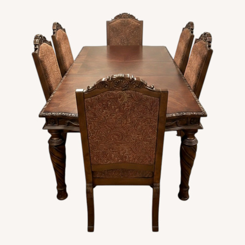 Used Solid Wood Dining Set for sale on AptDeco
