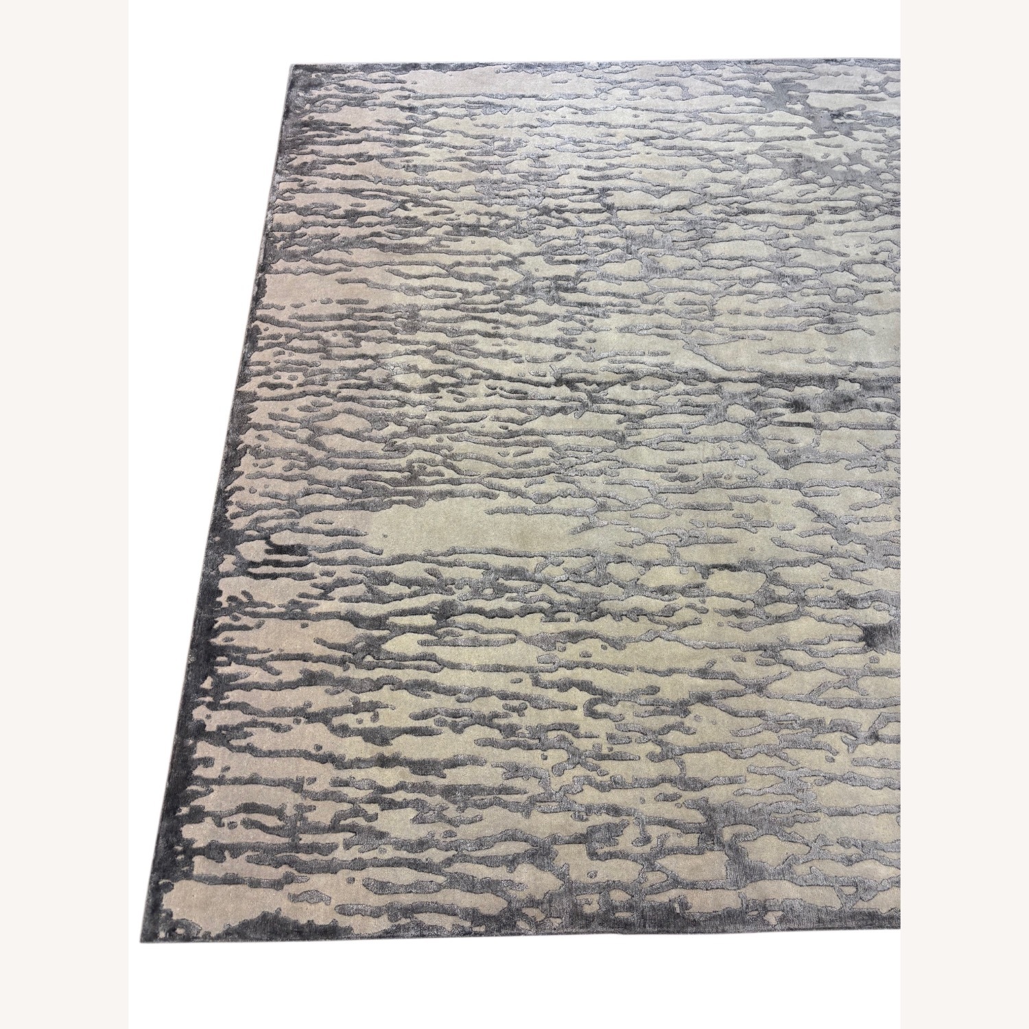 Light Gray Wool Area Rug 8' x 10' - image-4