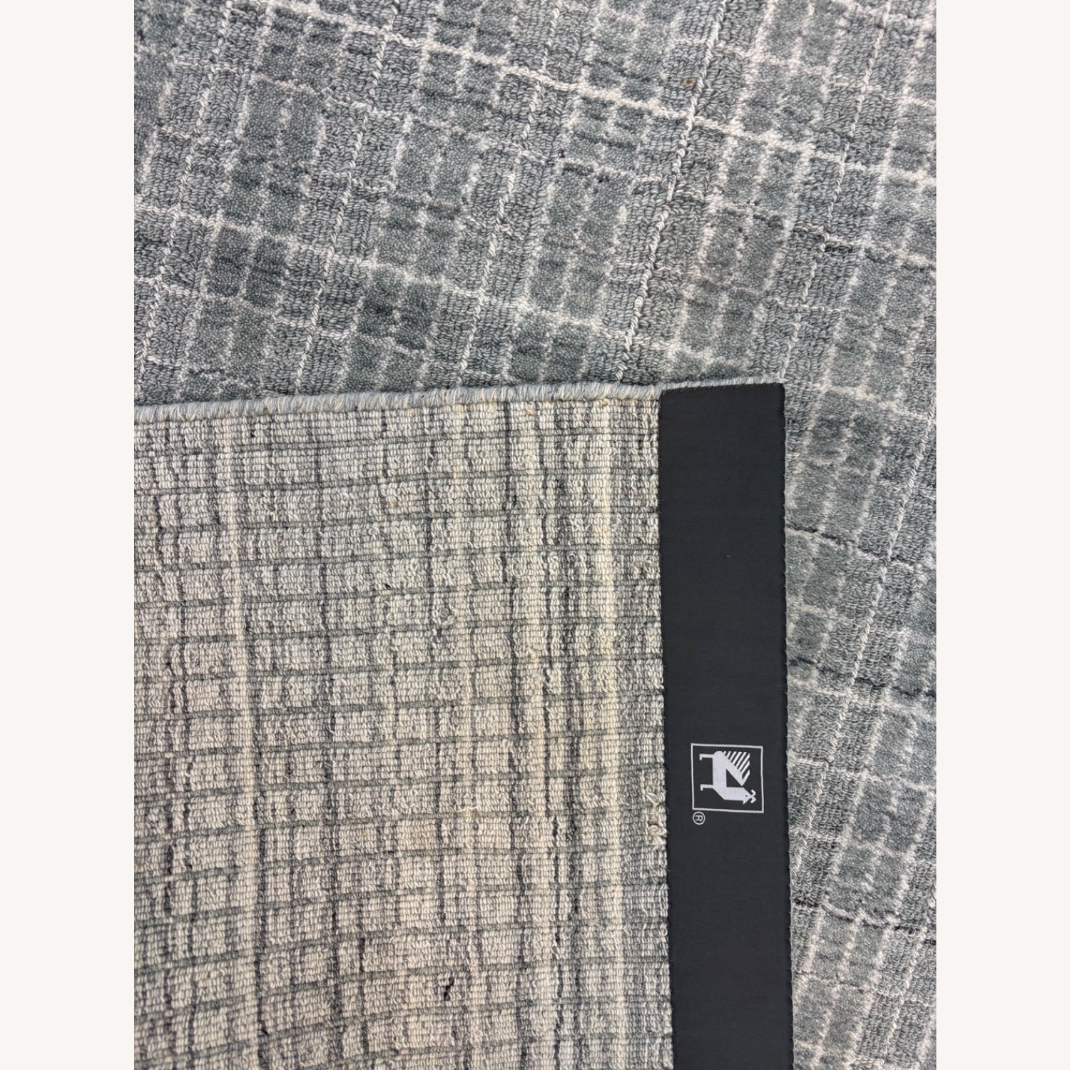 Light Gray Area Rug 8' x 10' - image-6