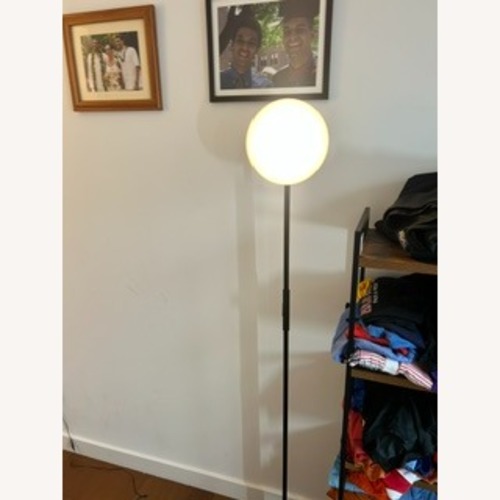 Used Modern Floor Lamp for sale on AptDeco