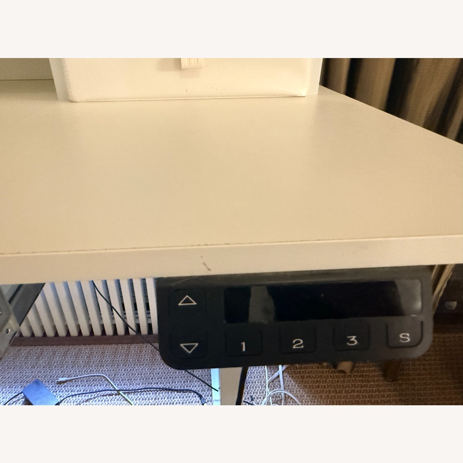 Bed Bath & Beyond White Standing Desk Fezibo - image-3