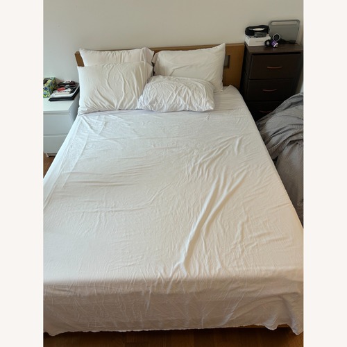 Used Modern Queen Bed for sale on AptDeco