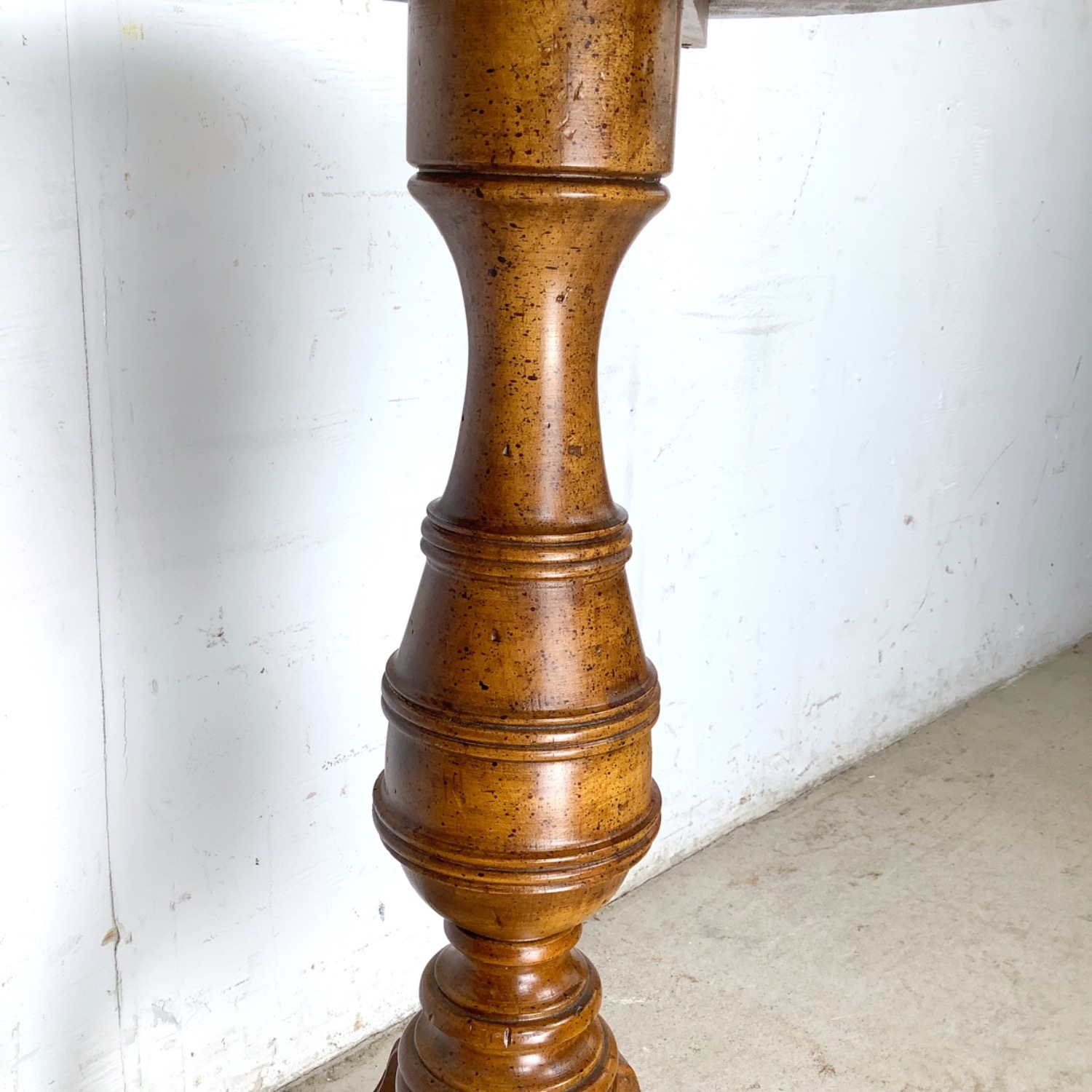 Weiman Burl Veneer Pedestal Accent Table - image-16