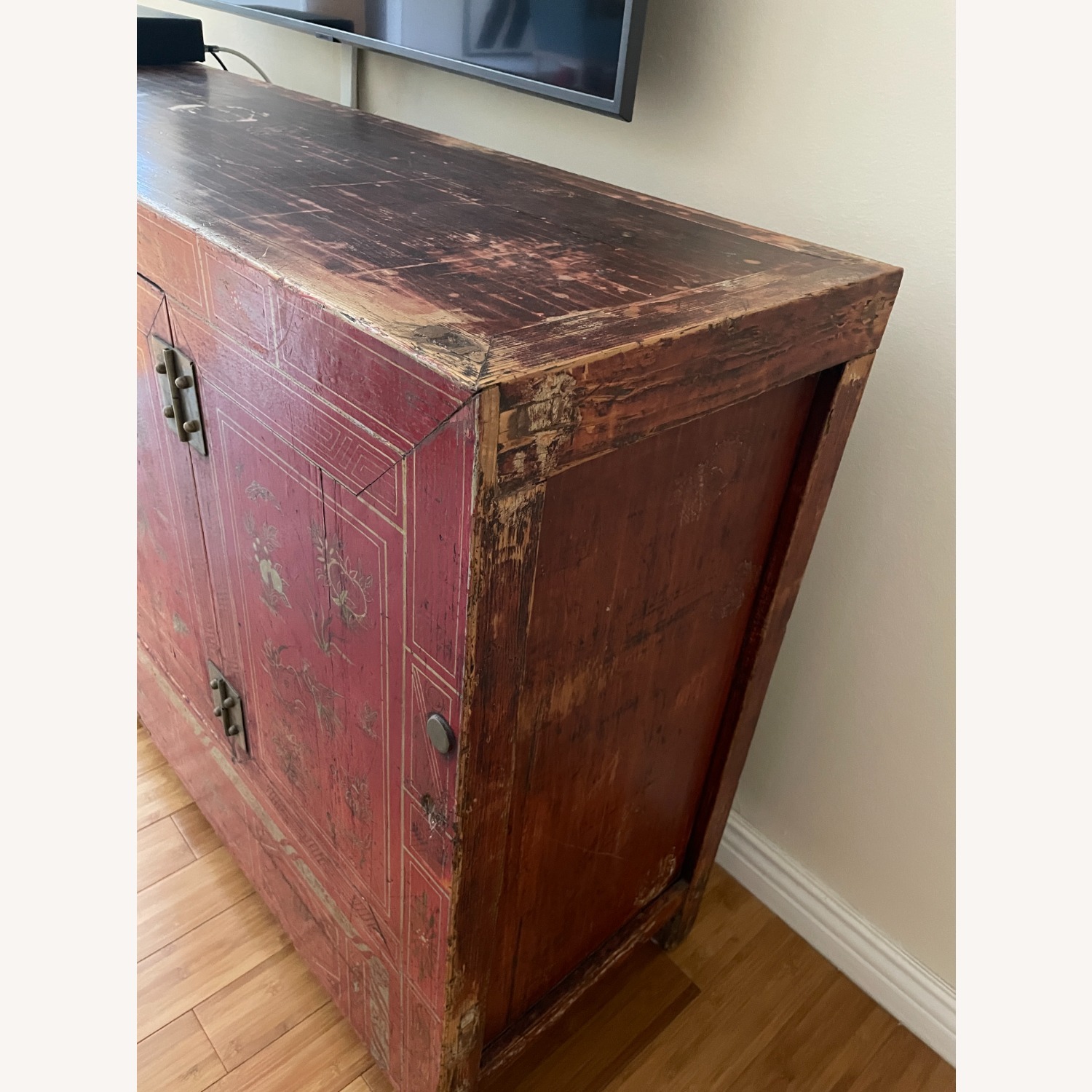 Oriental Style Sideboard - image-2
