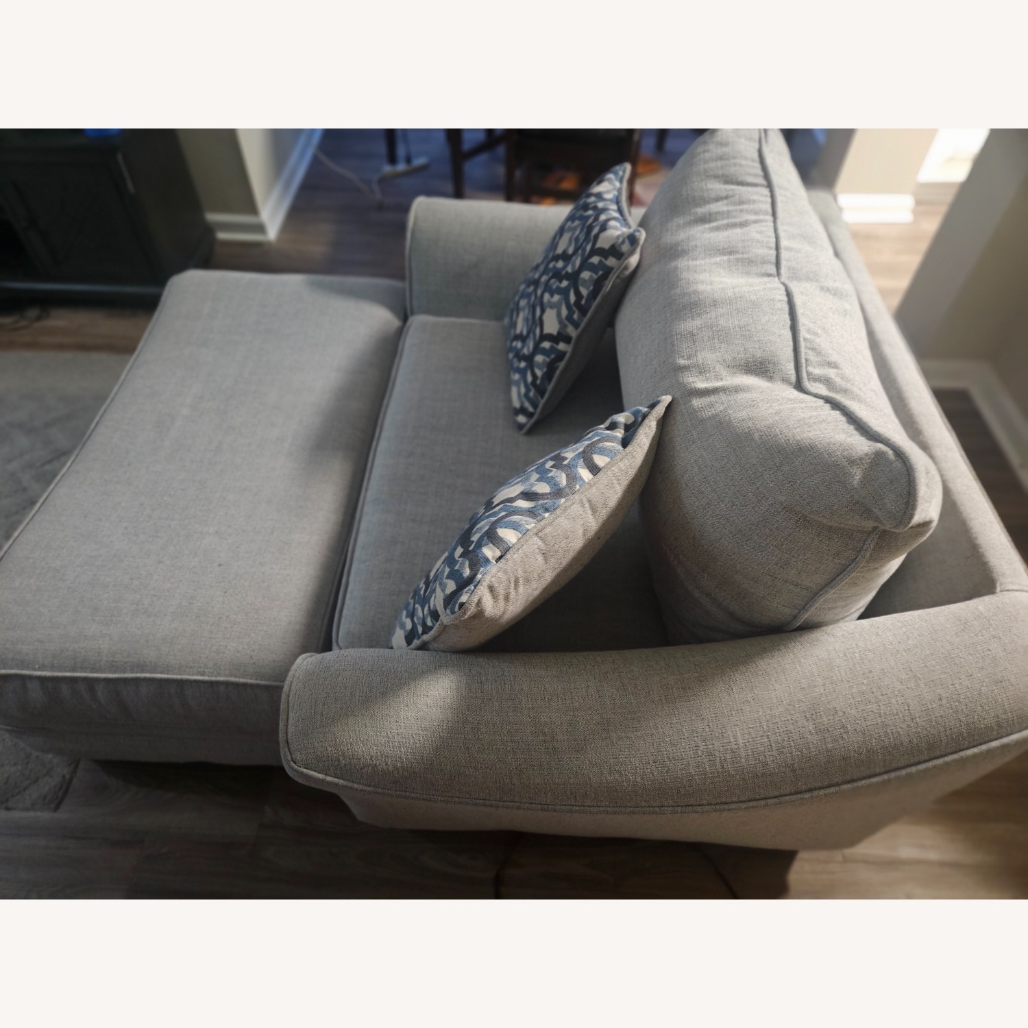 Rooms To Go Light Gray Loveseat - image-2