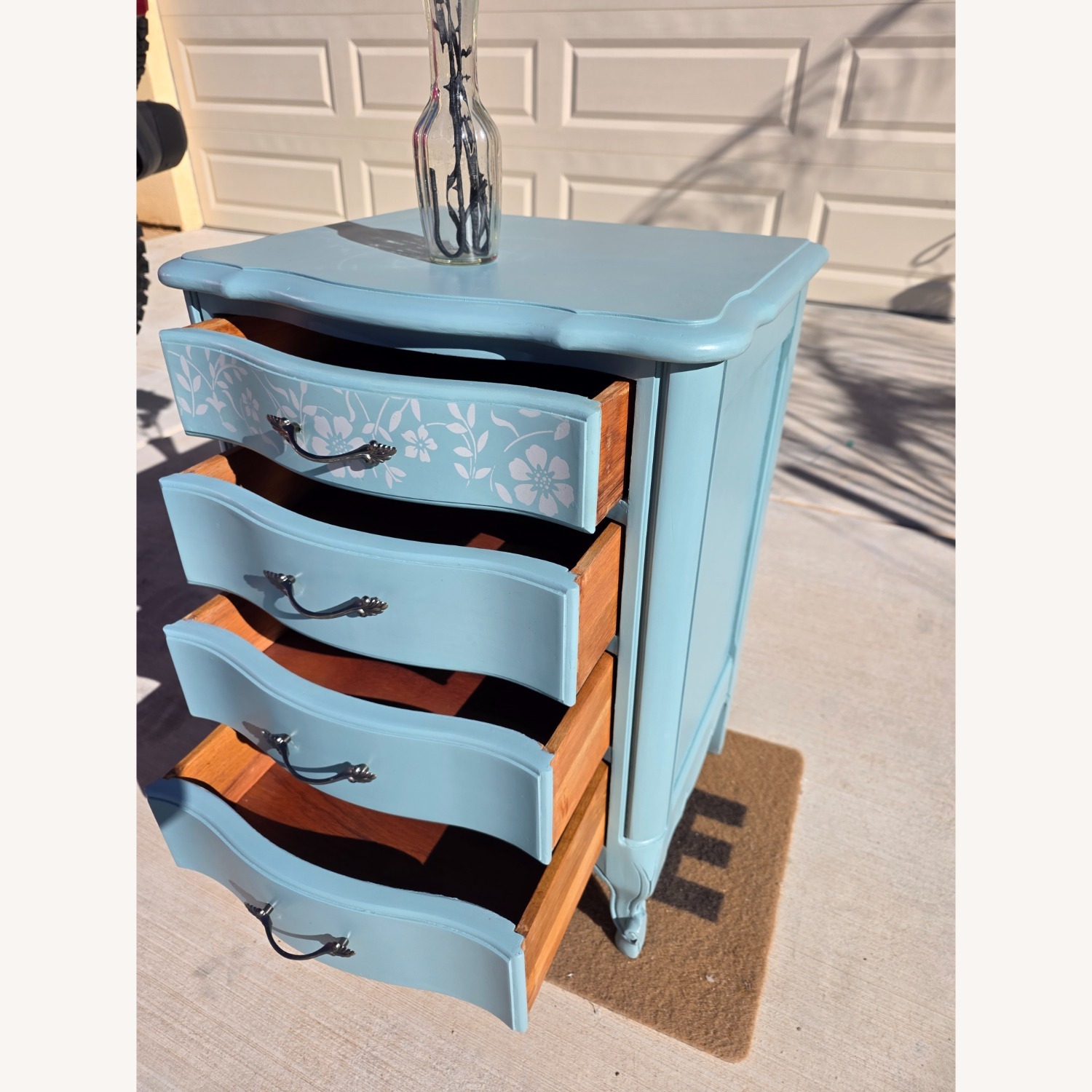 French Provincial Nightstand w Floral Accent - image-7