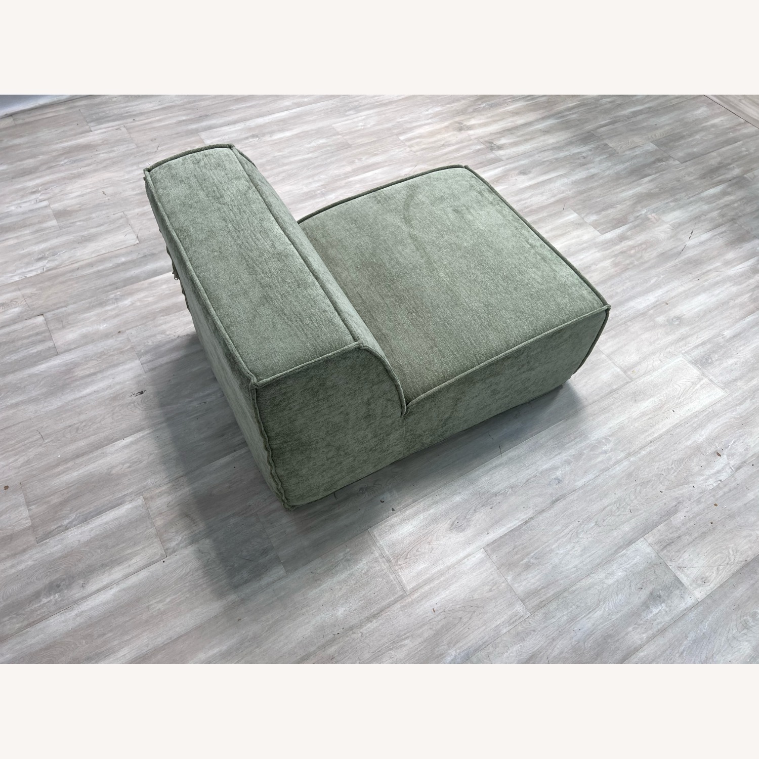 Rove Lab M1 Armless Sofa Seat - image-5