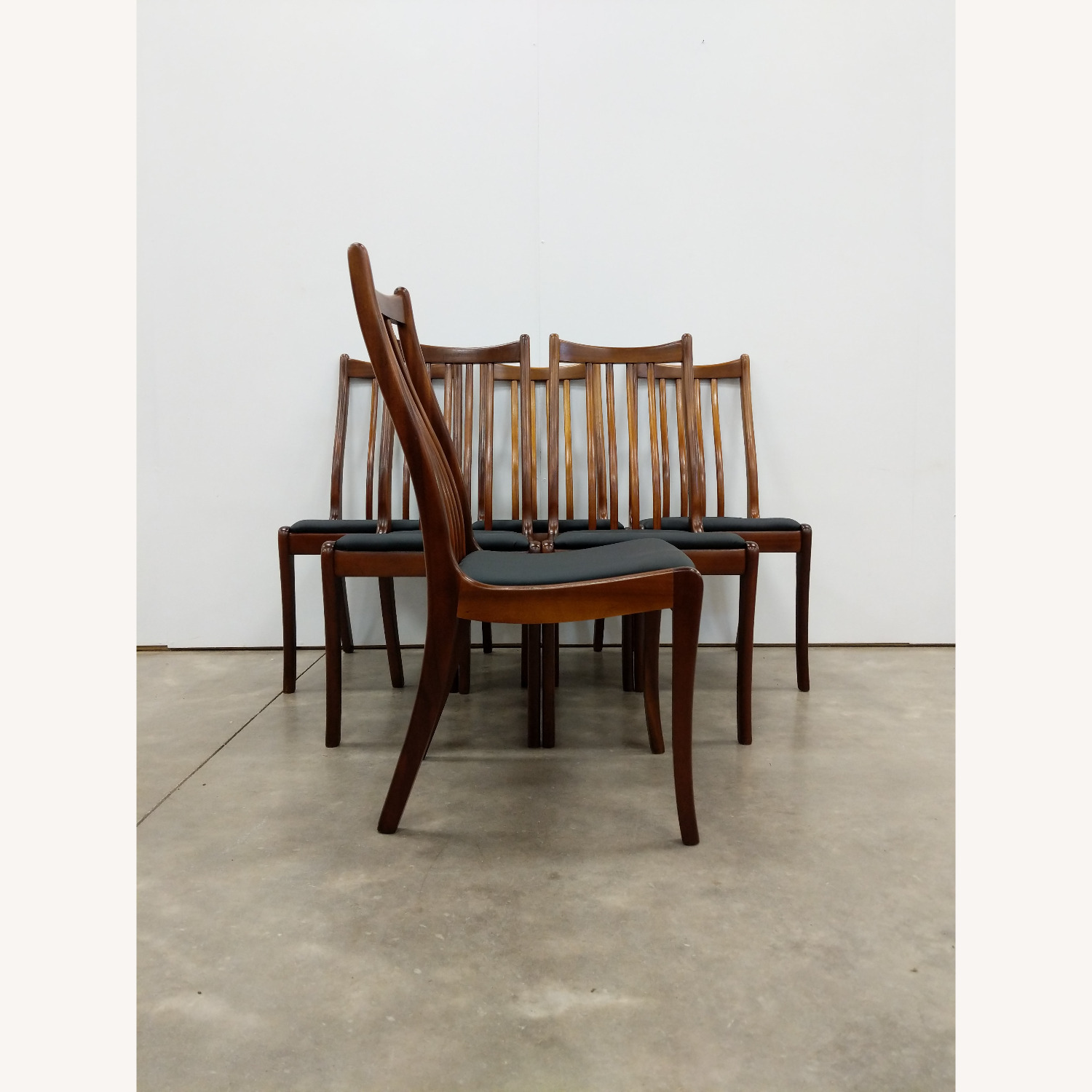 Set of 6 Vintage Mid Century Modern Dining Chairs - image-4