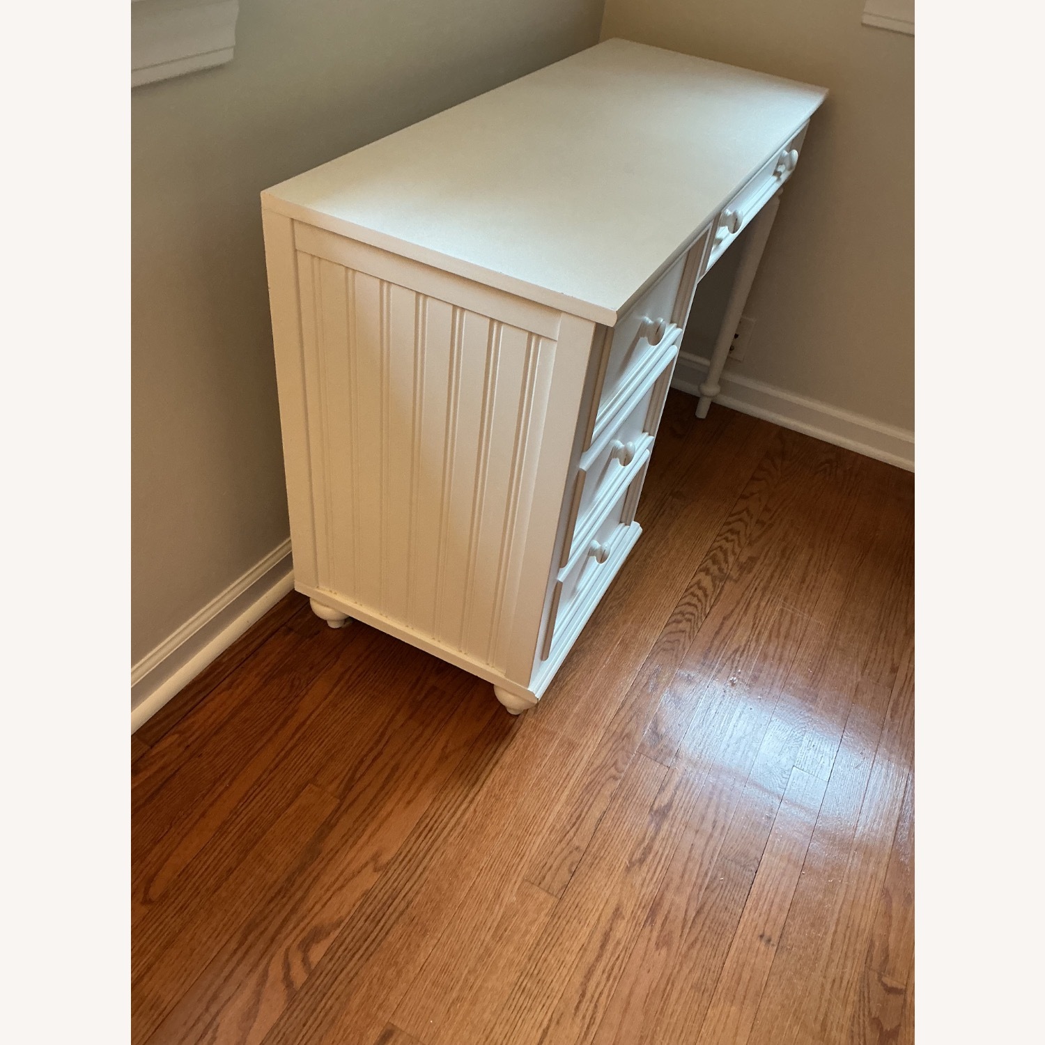 Stanley Furniture White Wood Desk - image-2