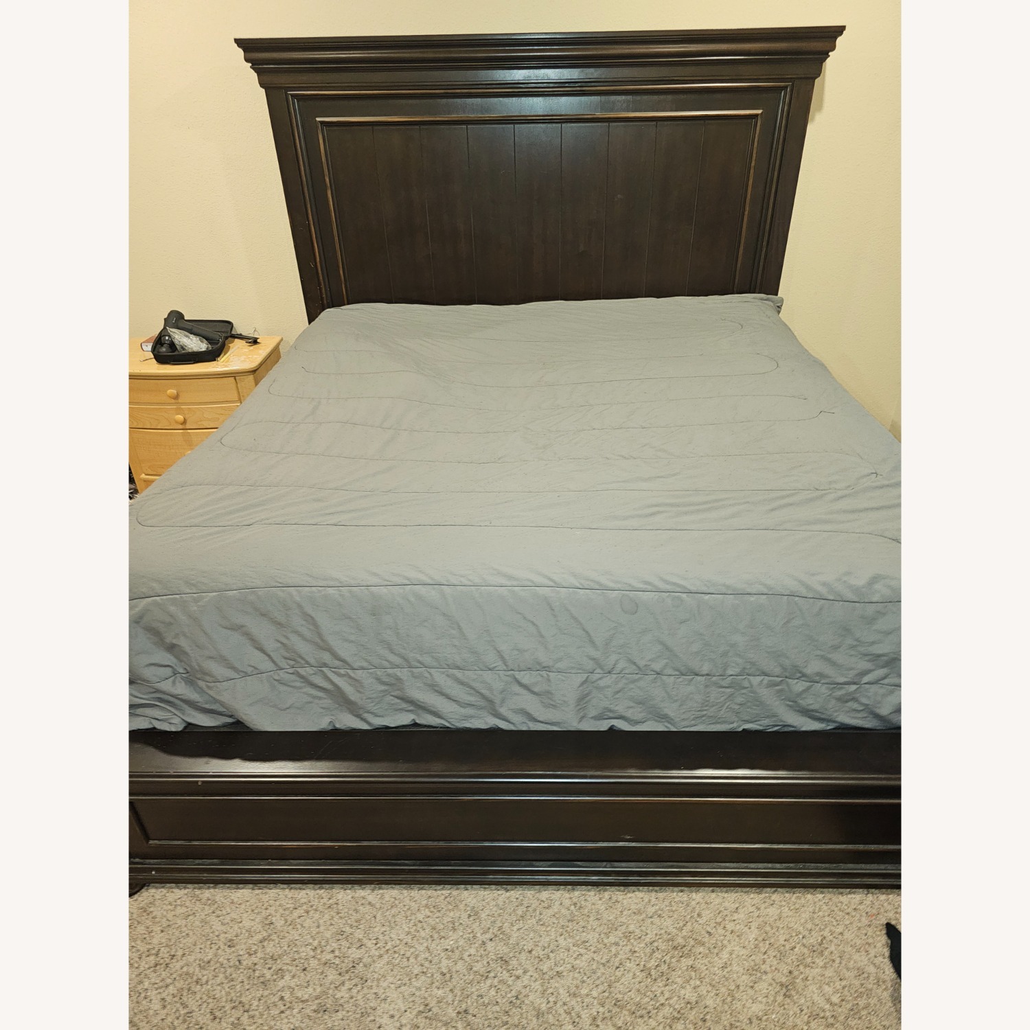 King Size Bed  - image-3