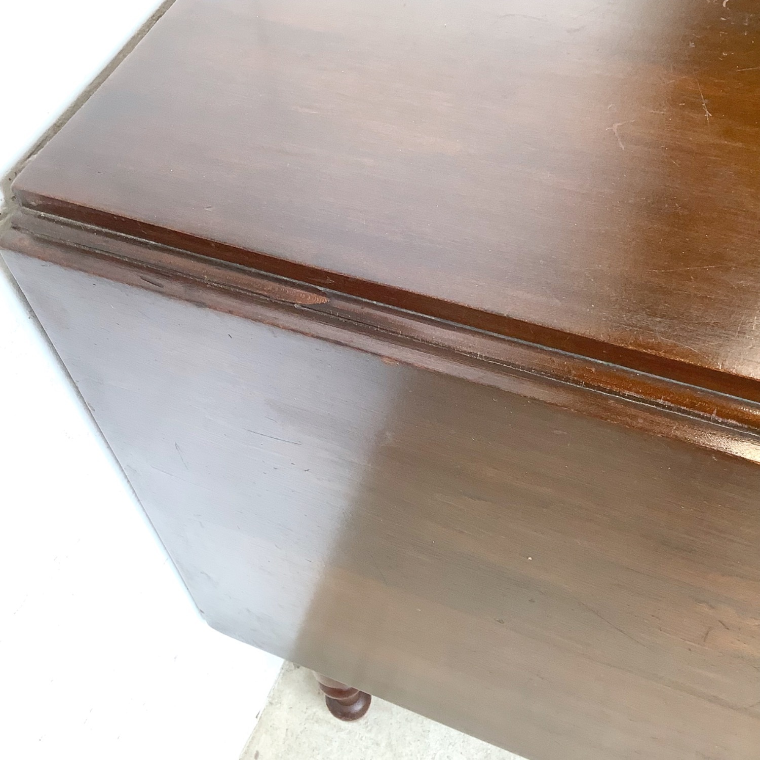 American Empire-Style Walnut Drop-Leaf Table - image-12