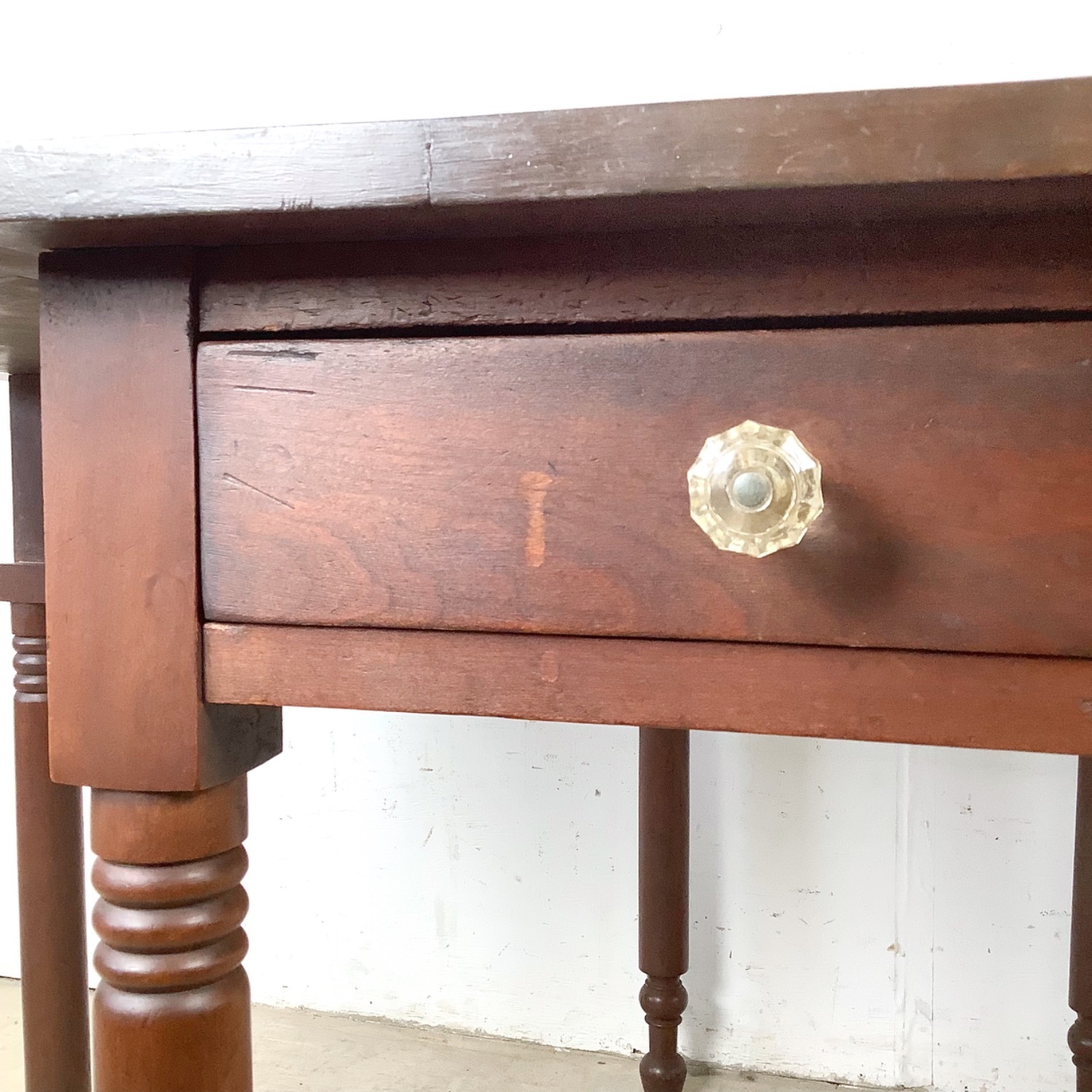 American Empire-Style Walnut Drop-Leaf Table - image-5