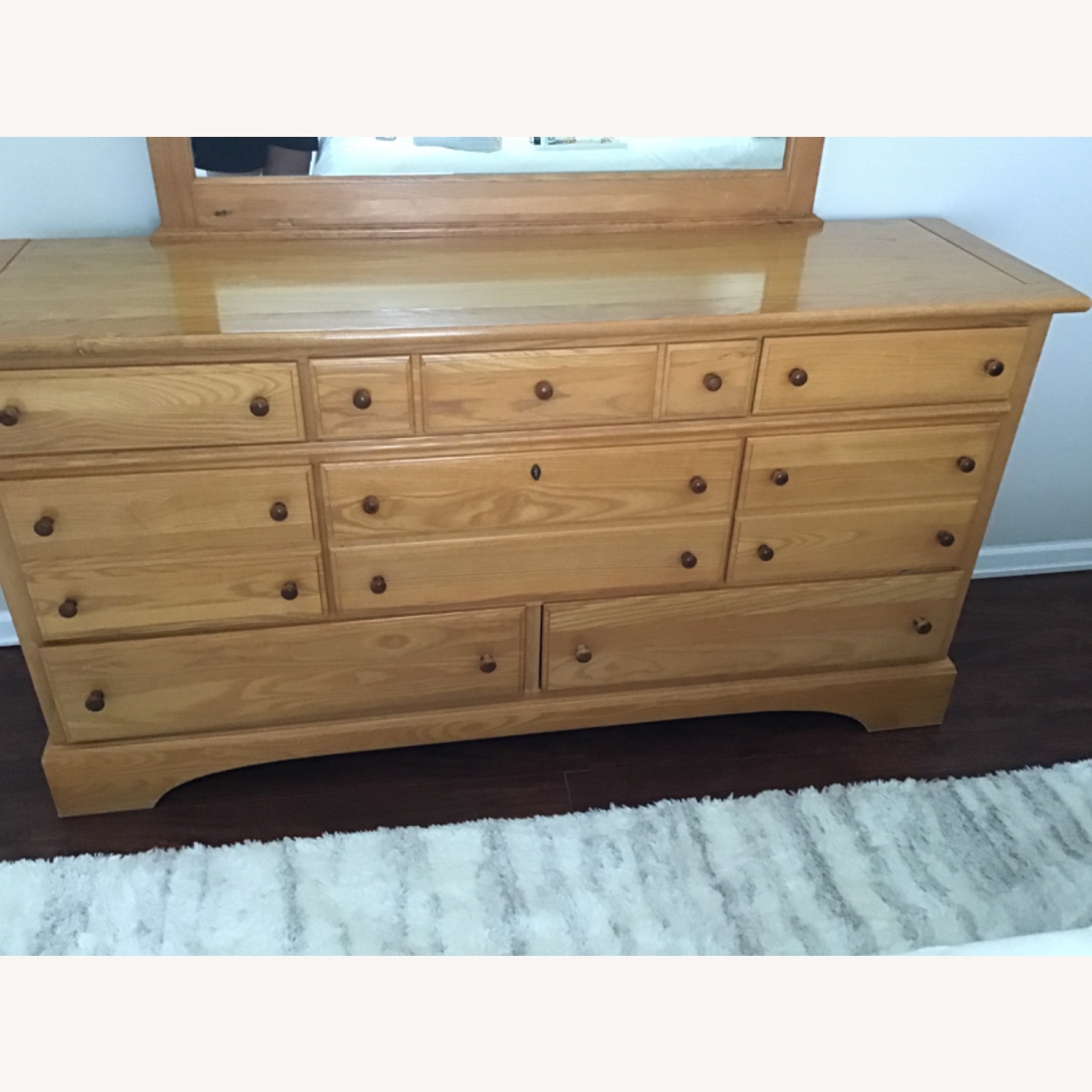 Vaughan Bassett Dresser - image-6