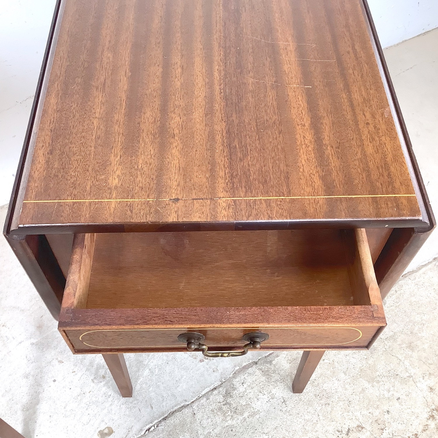 Pair of Traditional Drop-Leaf Side Tables - image-7