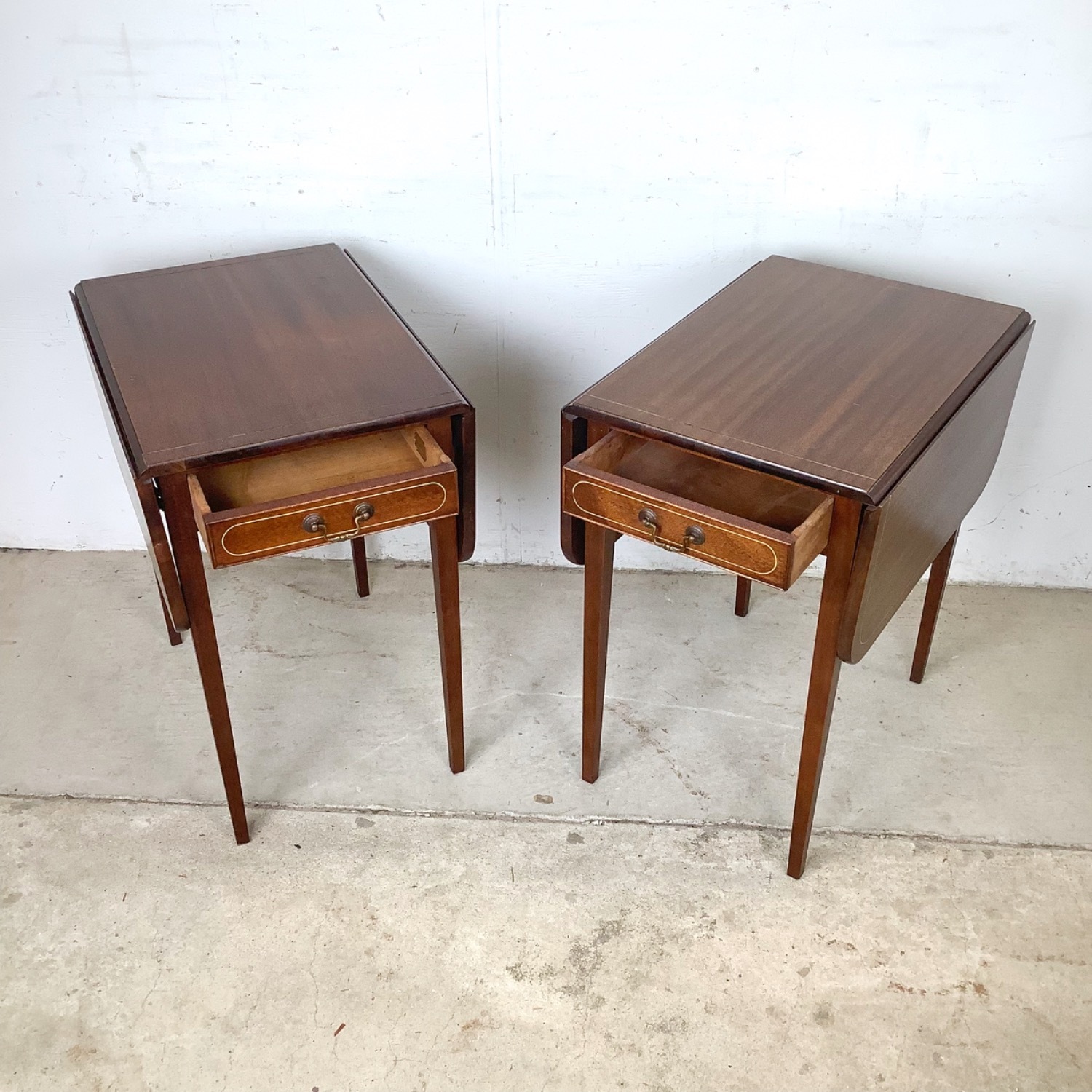 Pair of Traditional Drop-Leaf Side Tables - image-6
