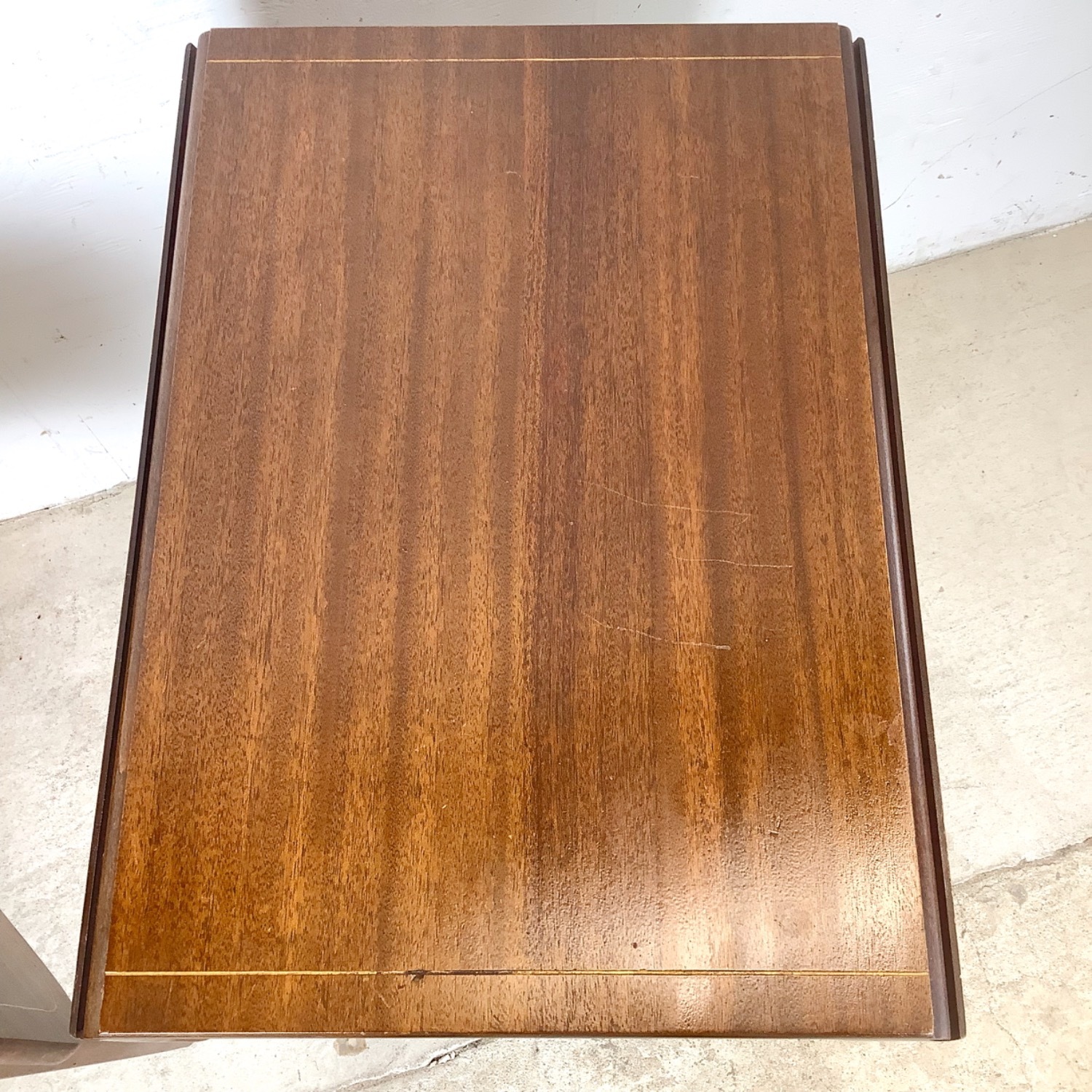 Pair of Traditional Drop-Leaf Side Tables - image-4