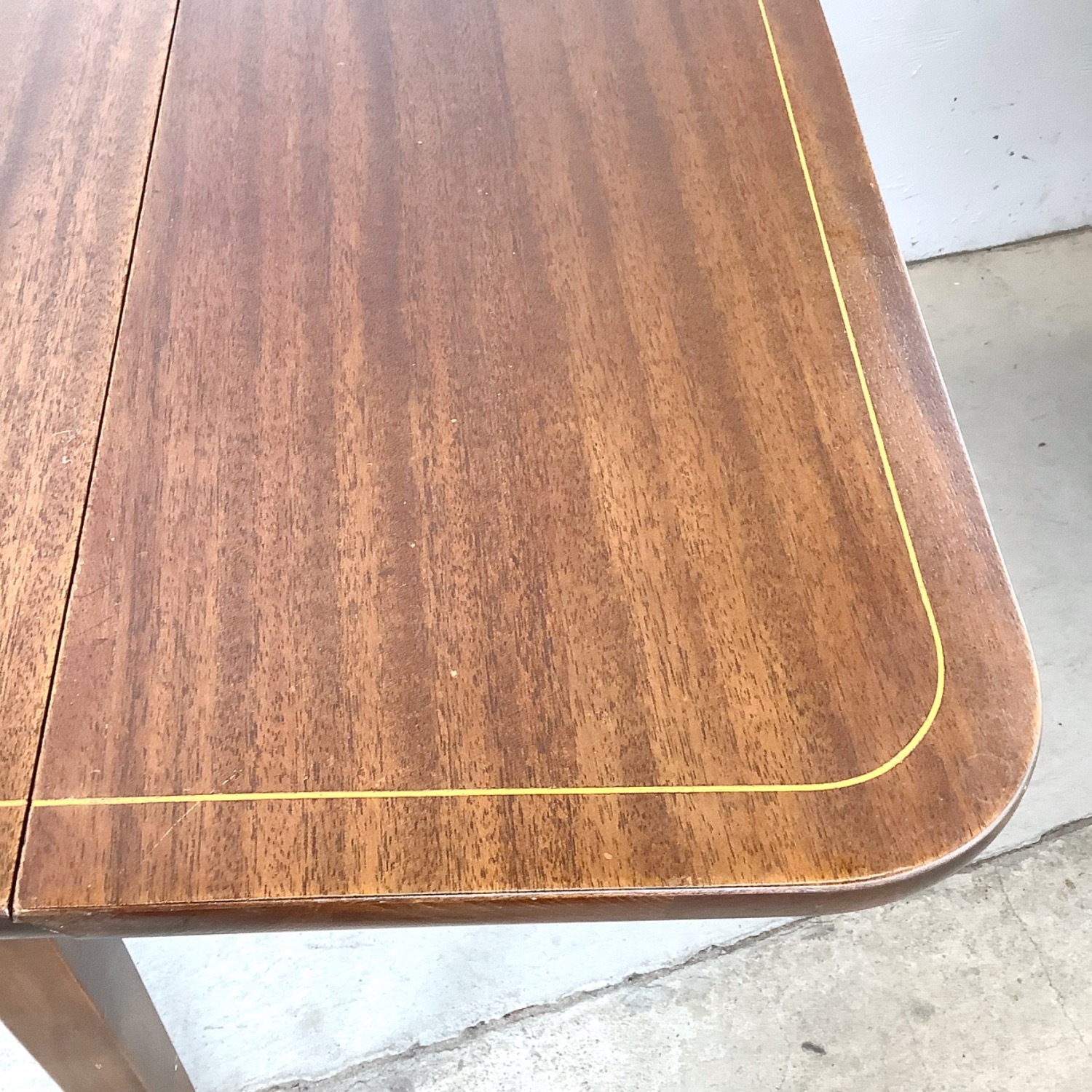 Pair of Traditional Drop-Leaf Side Tables - image-8