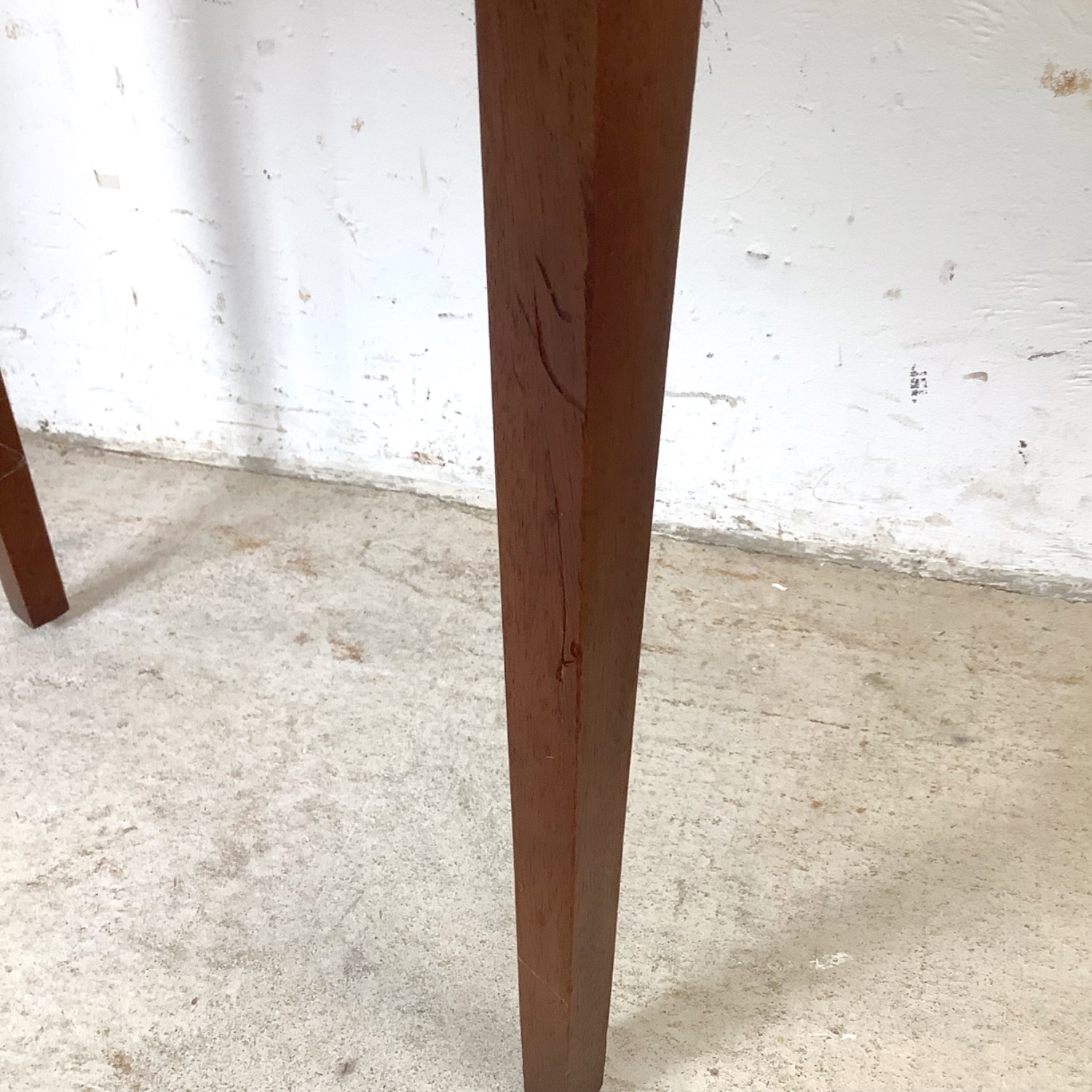 Pair of Traditional Drop-Leaf Side Tables - image-14