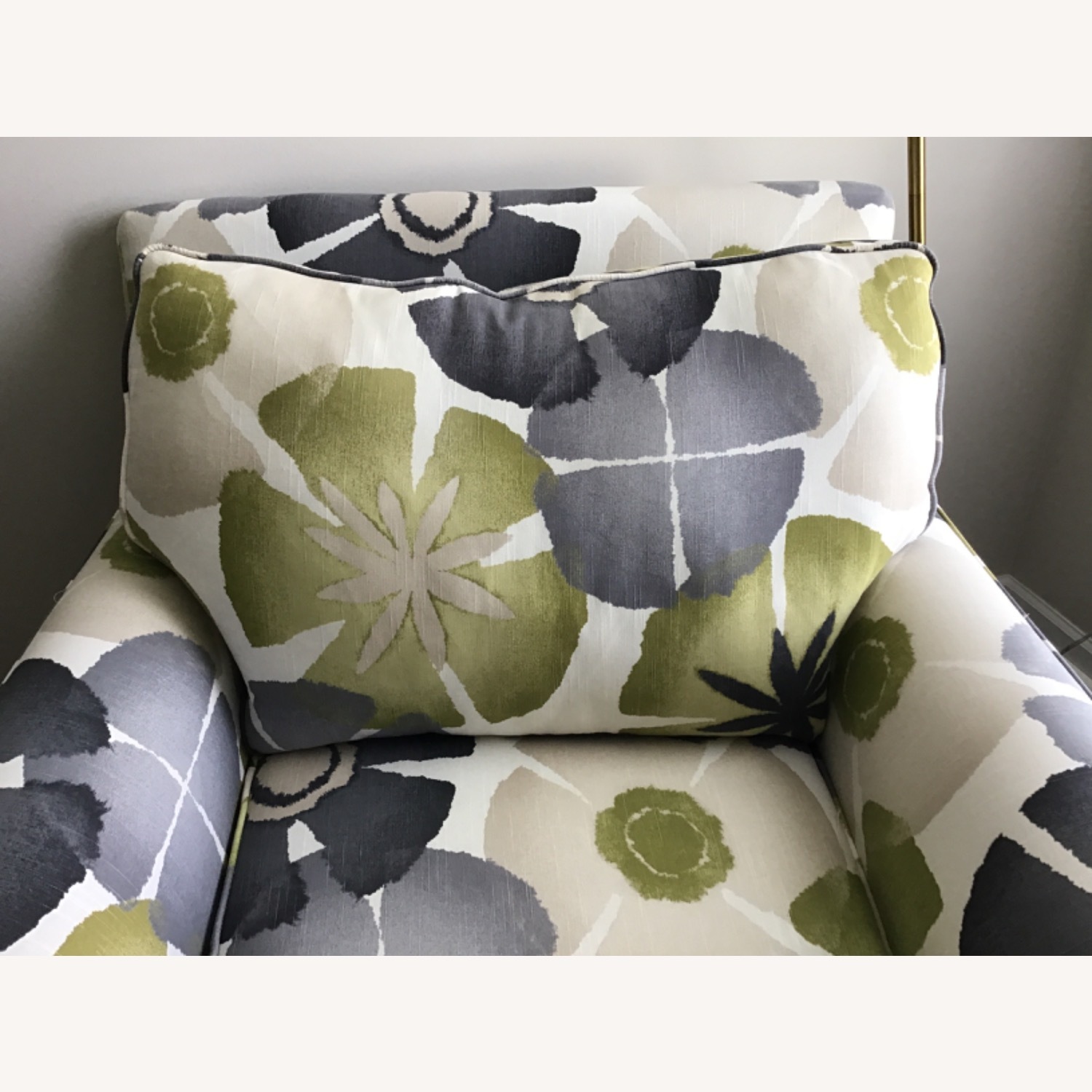 Ashley Furniture Accent Chair - image-4