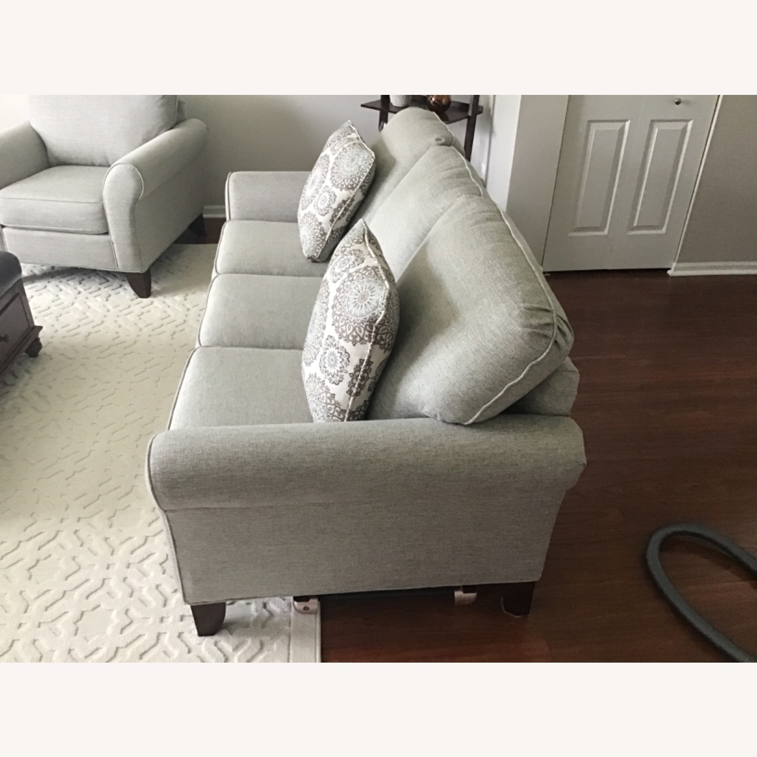 Flexsteel Light Gray 3+ Seater Sofa - image-3