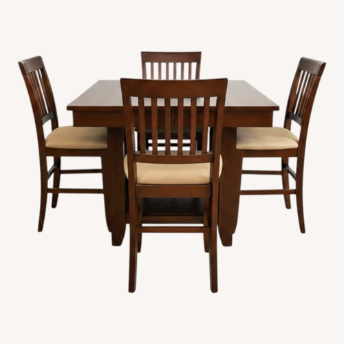 Used Dining Table Set for sale on AptDeco