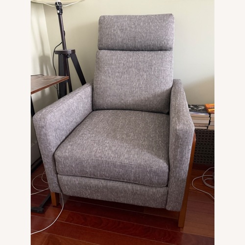 Used Never been used recliner  for sale on AptDeco