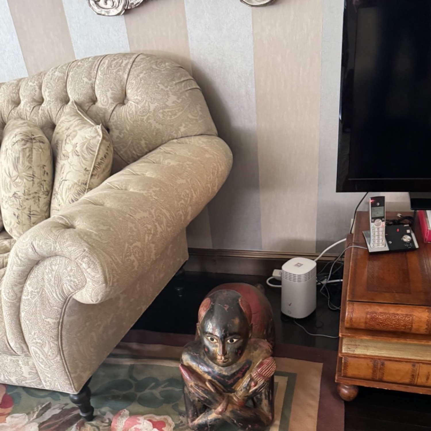 Ralph Lauren Light Gray Fabric 3+ Seater Sofa - image-9