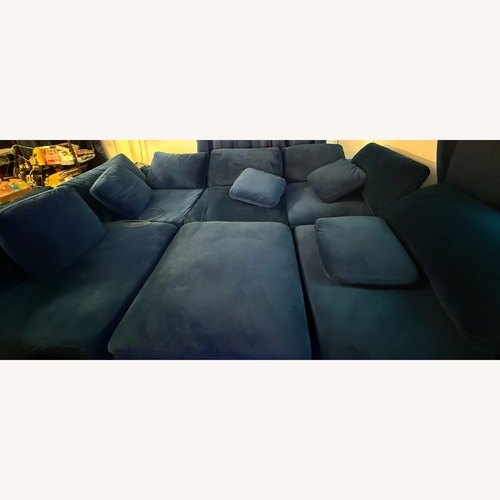 Used Seventh Avenue Blue Velvet 6 Piece Sectional Pit for sale on AptDeco