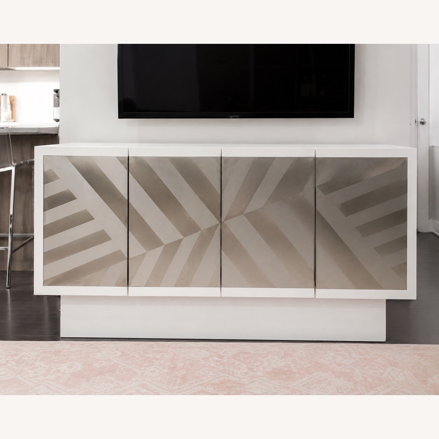 CB2 Changes by Lenny Kravitz Media Storage - image-1