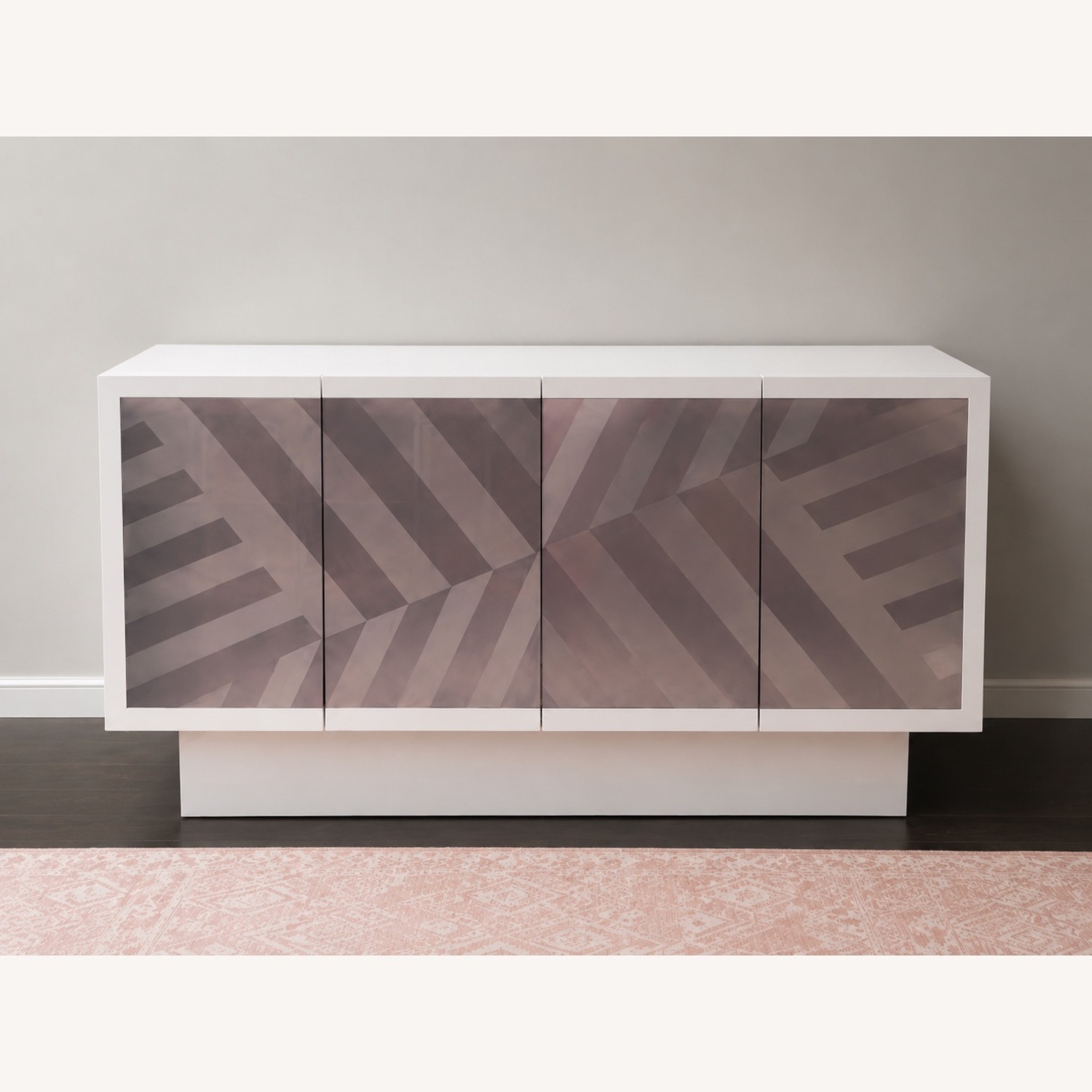 CB2 Changes by Lenny Kravitz Media Storage - image-3