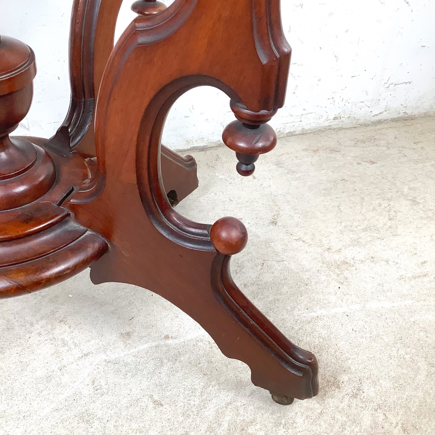 Traditional Marble Top Accent Table - image-13