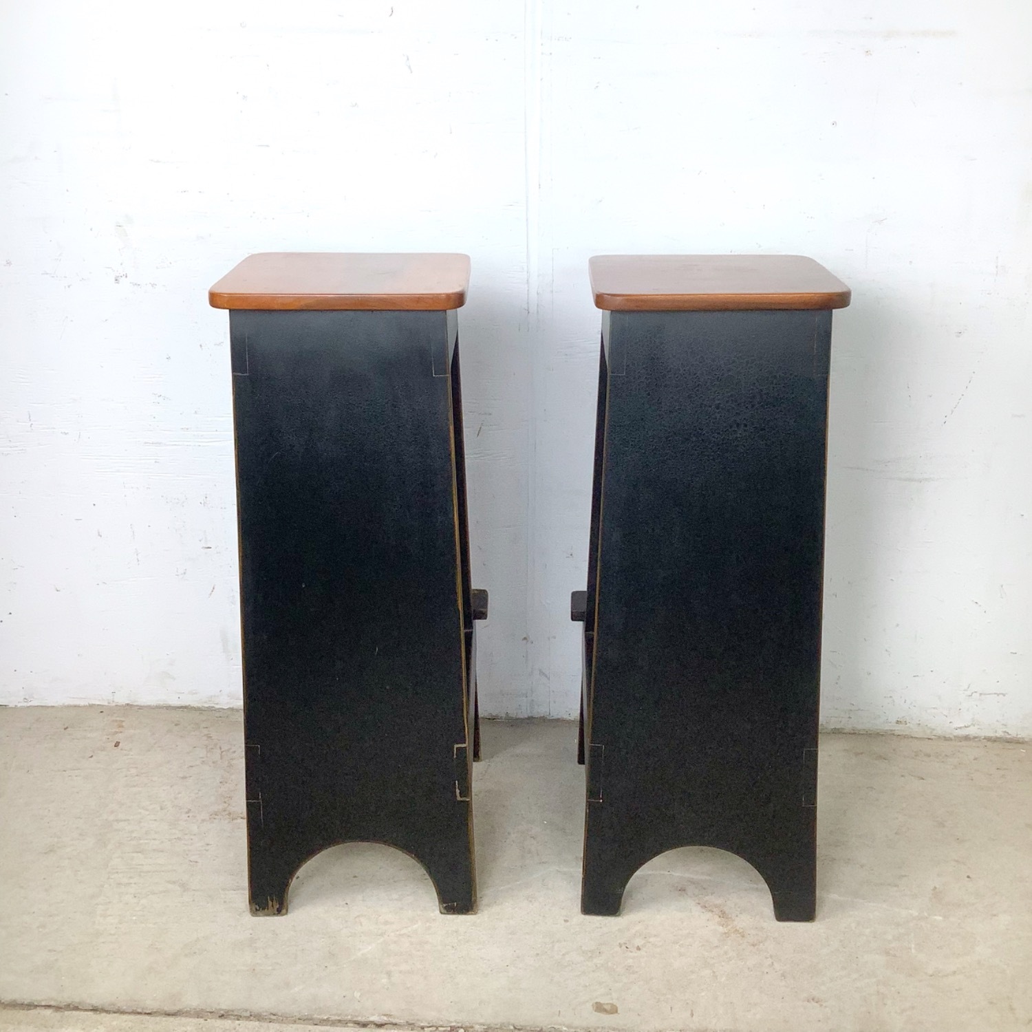 Pair of Contemporary Shaker Style Step Stools - image-18