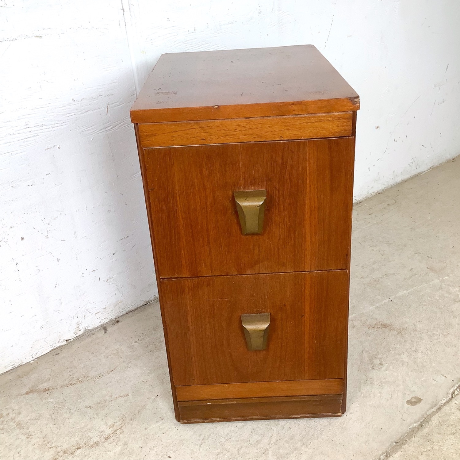 Vintage Deco Modern Nightstand - image-4