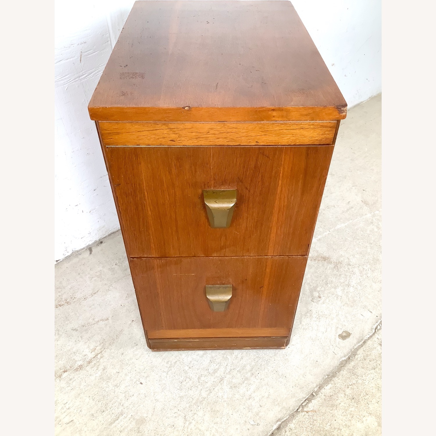 Vintage Deco Modern Nightstand - image-5