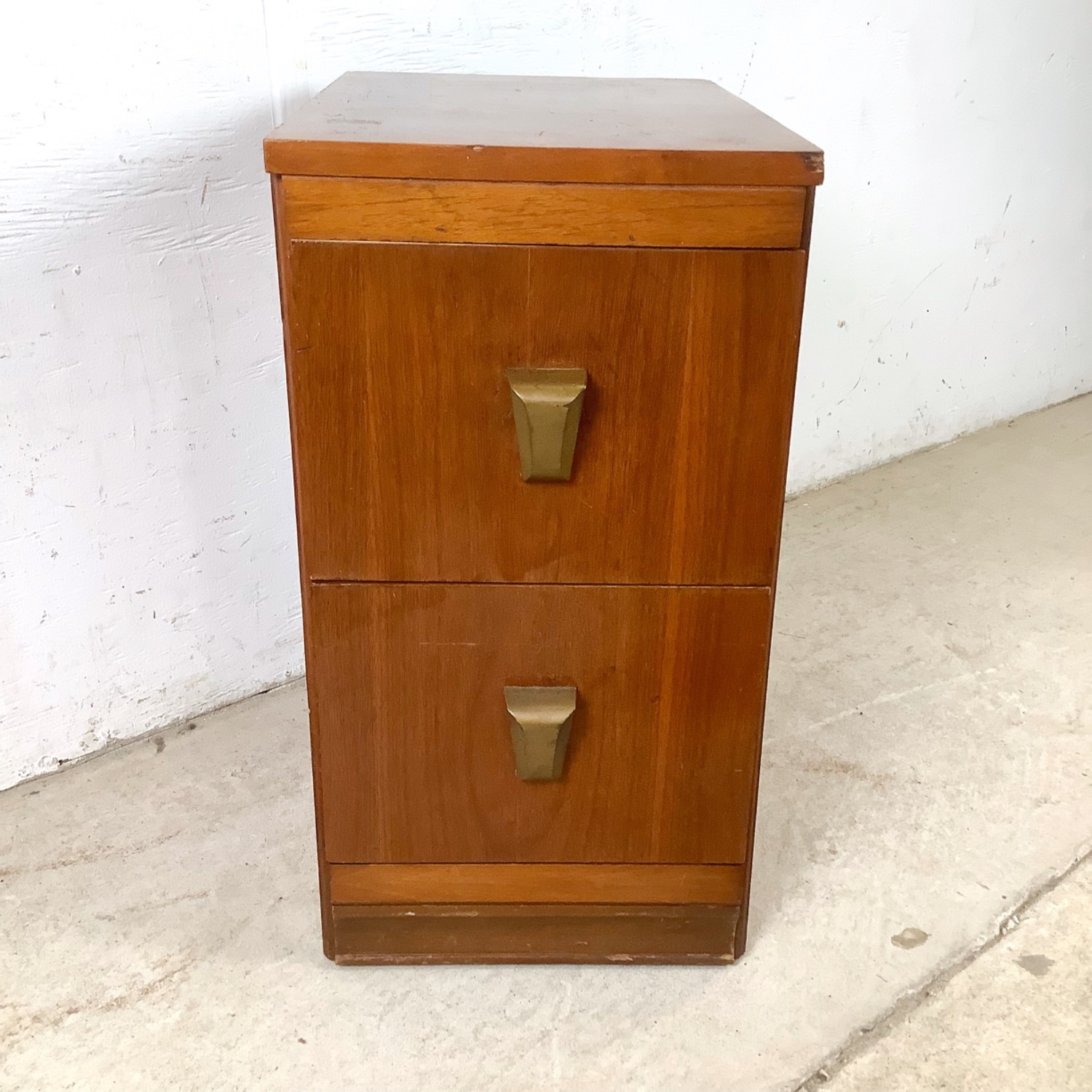 Vintage Deco Modern Nightstand - image-7