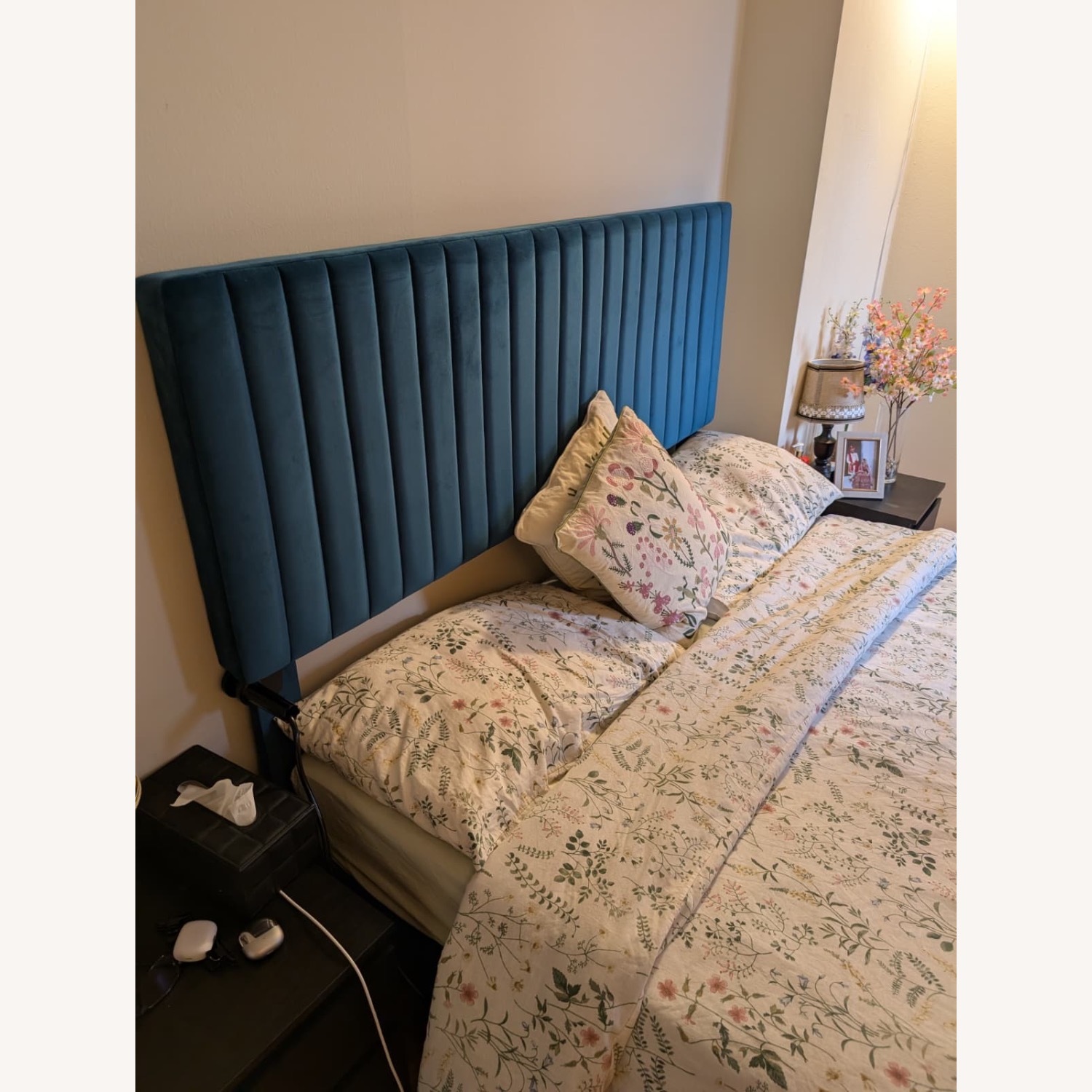 Amazon Blue Velvet Queen Bed - image-3