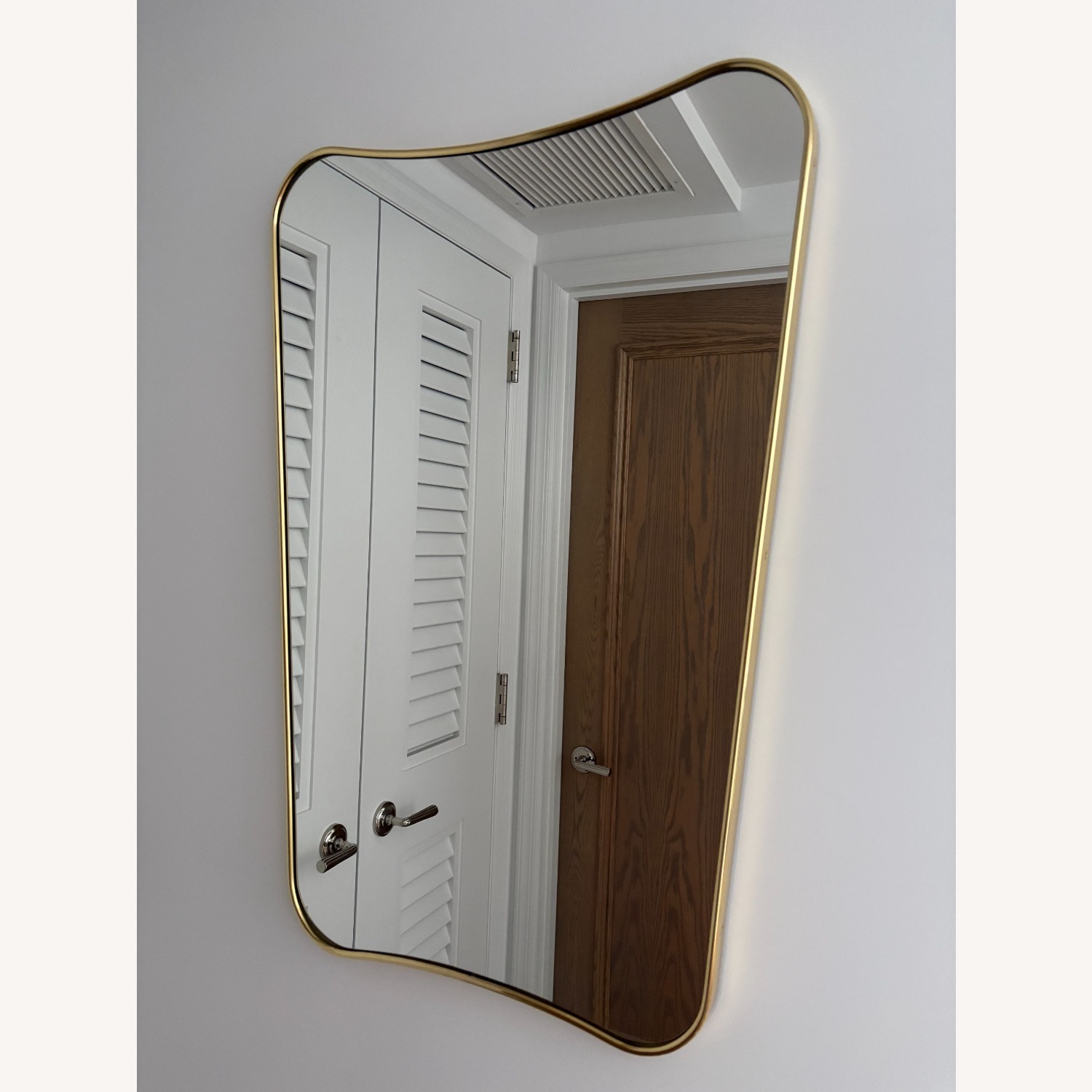 Gubi F.A. 33 Mirror in Gold - image-3