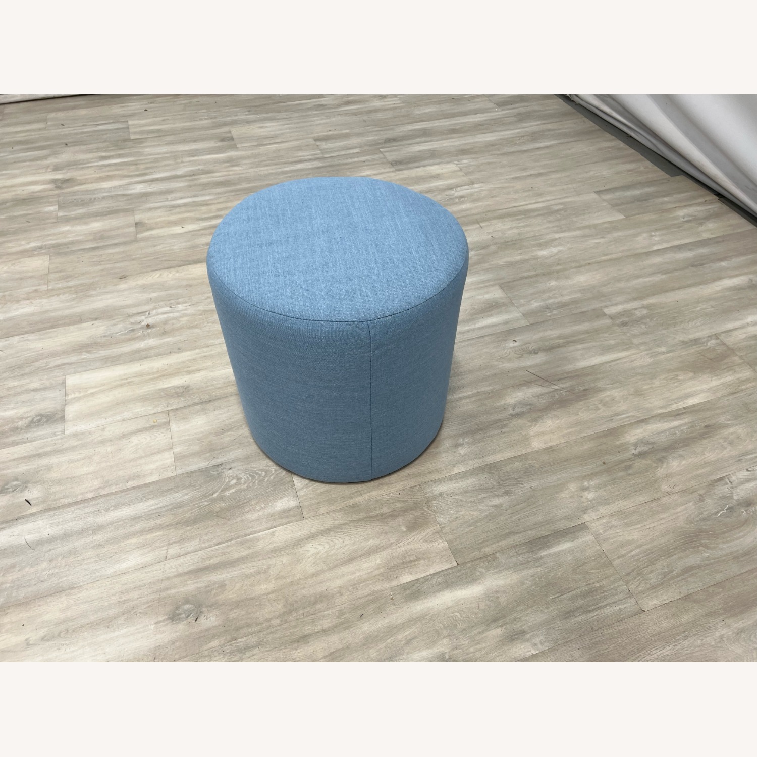 Skyline Furniture Round Thalia Ottoman  - image-7