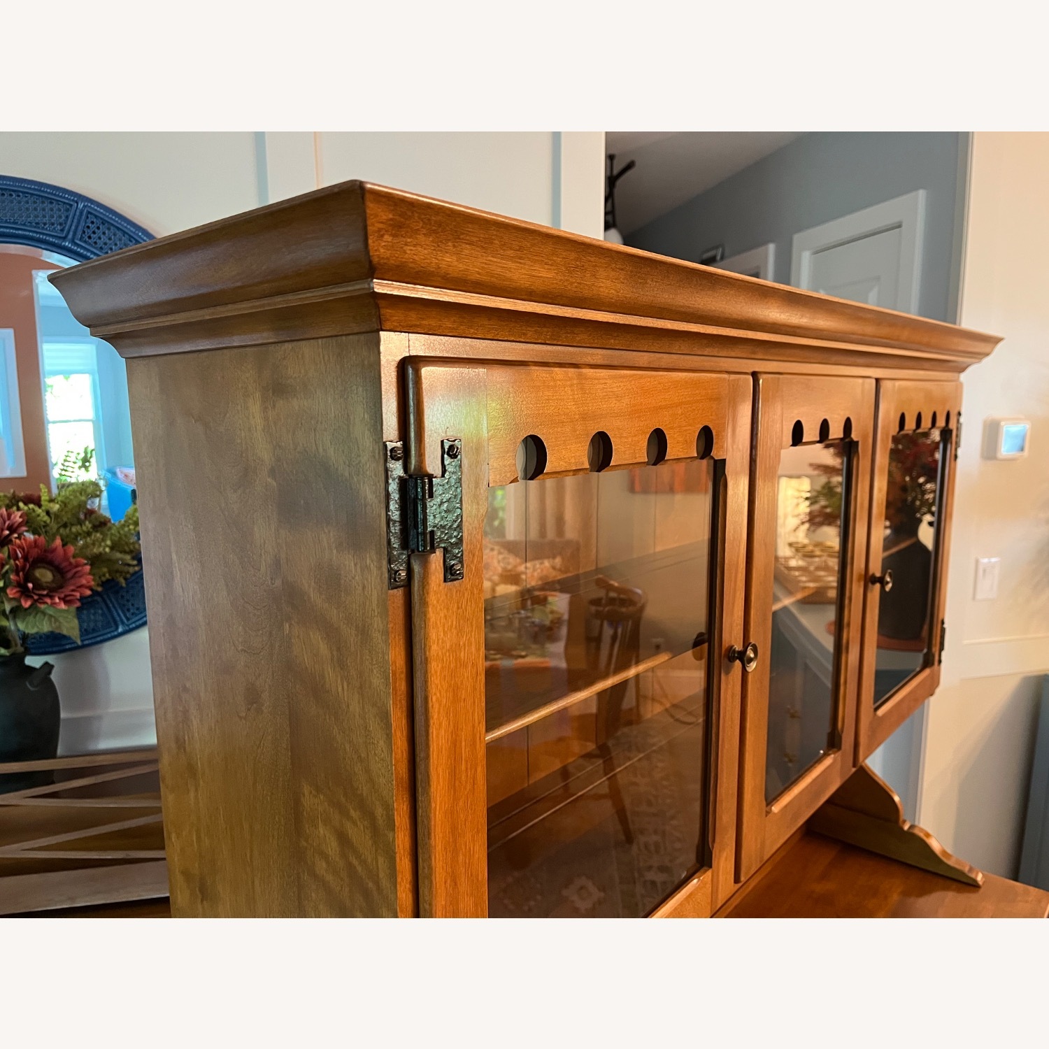 Ethan Allen Early American Hutch in Nutmeg Maple - image-9