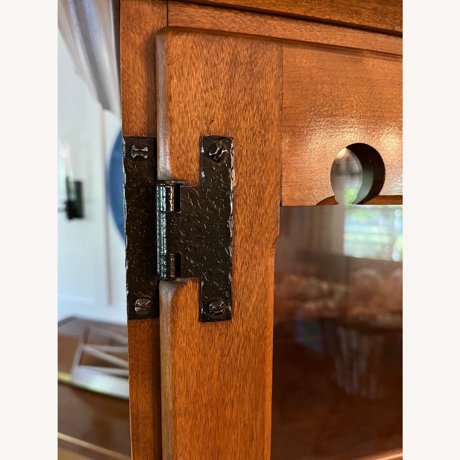 Ethan Allen Early American Hutch in Nutmeg Maple - image-13