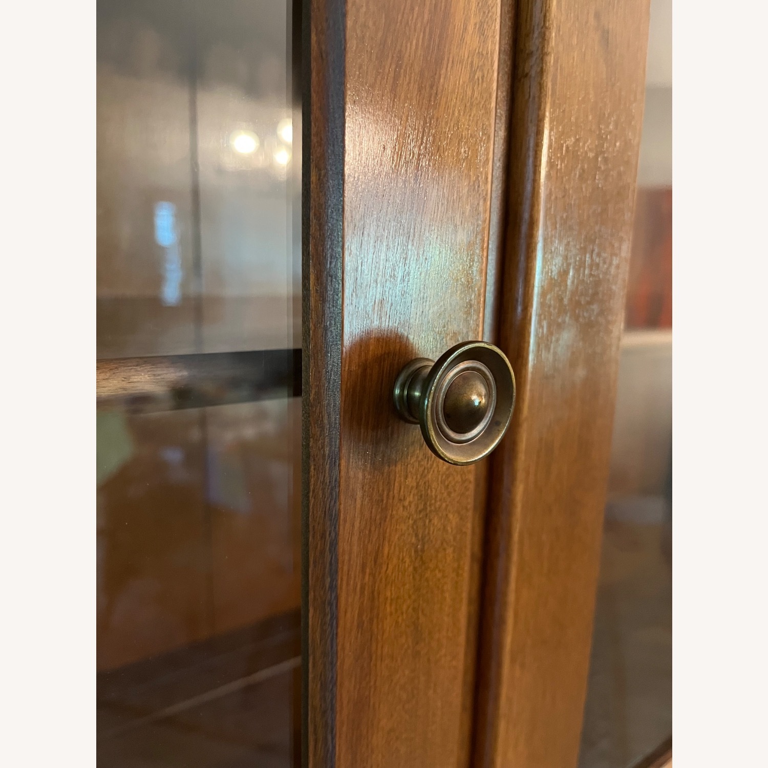 Ethan Allen Early American Hutch in Nutmeg Maple - image-12