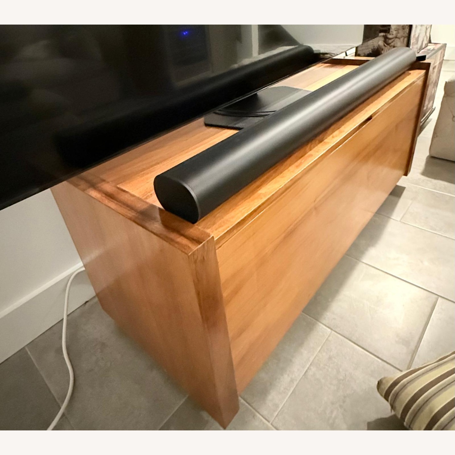 Contemporary Décor  - image-2