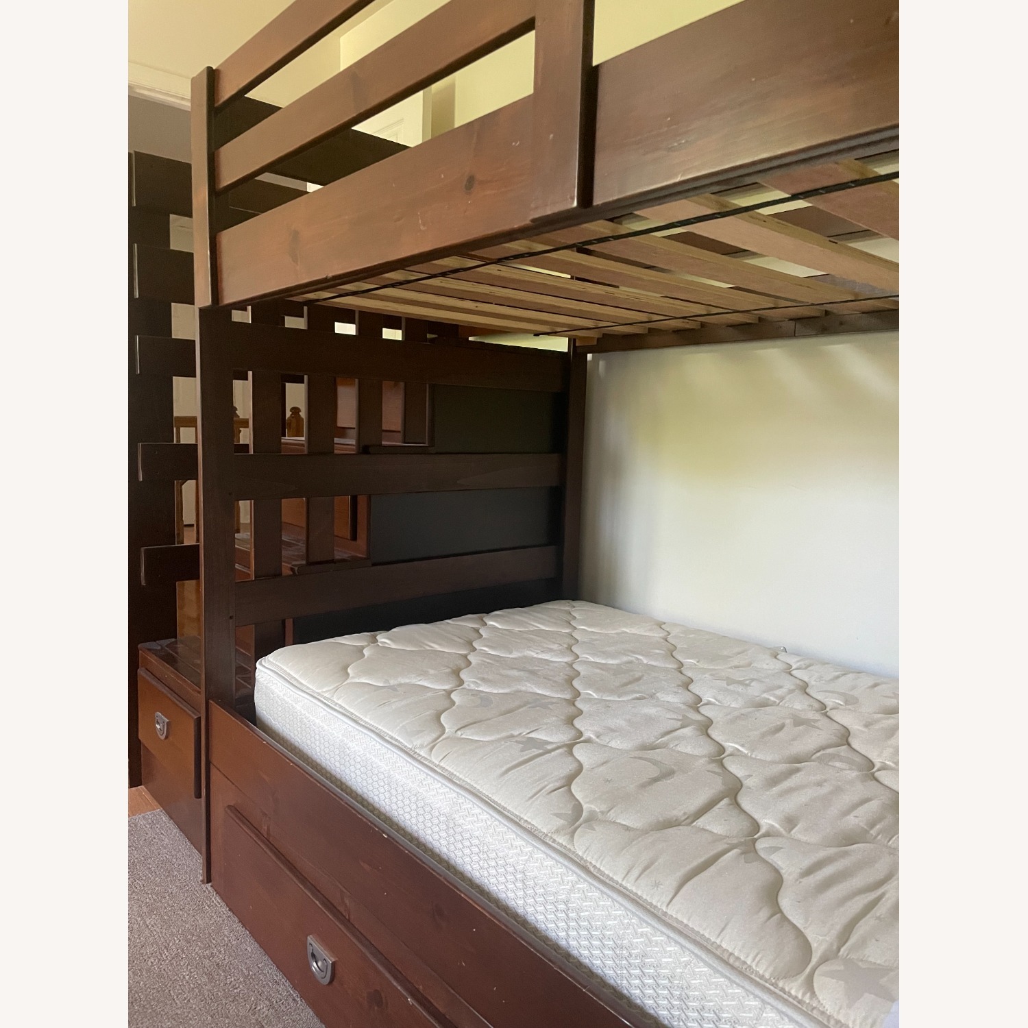 Raymour & Flanigan Bed - image-3